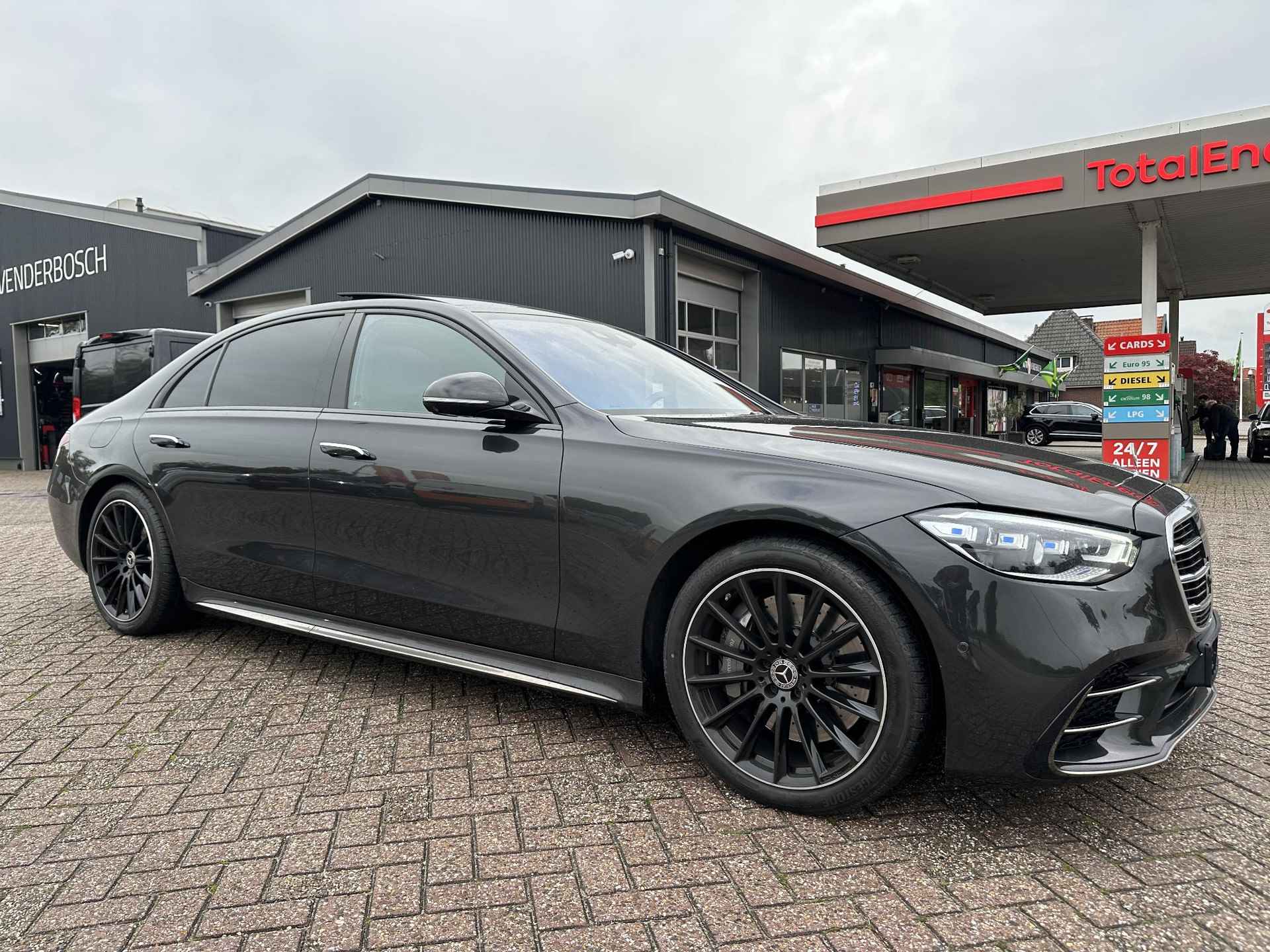 Mercedes-Benz S-klasse 580e 4MATIC Lang AMG Line 510pk | Pano | Burmester 3d - 17/51