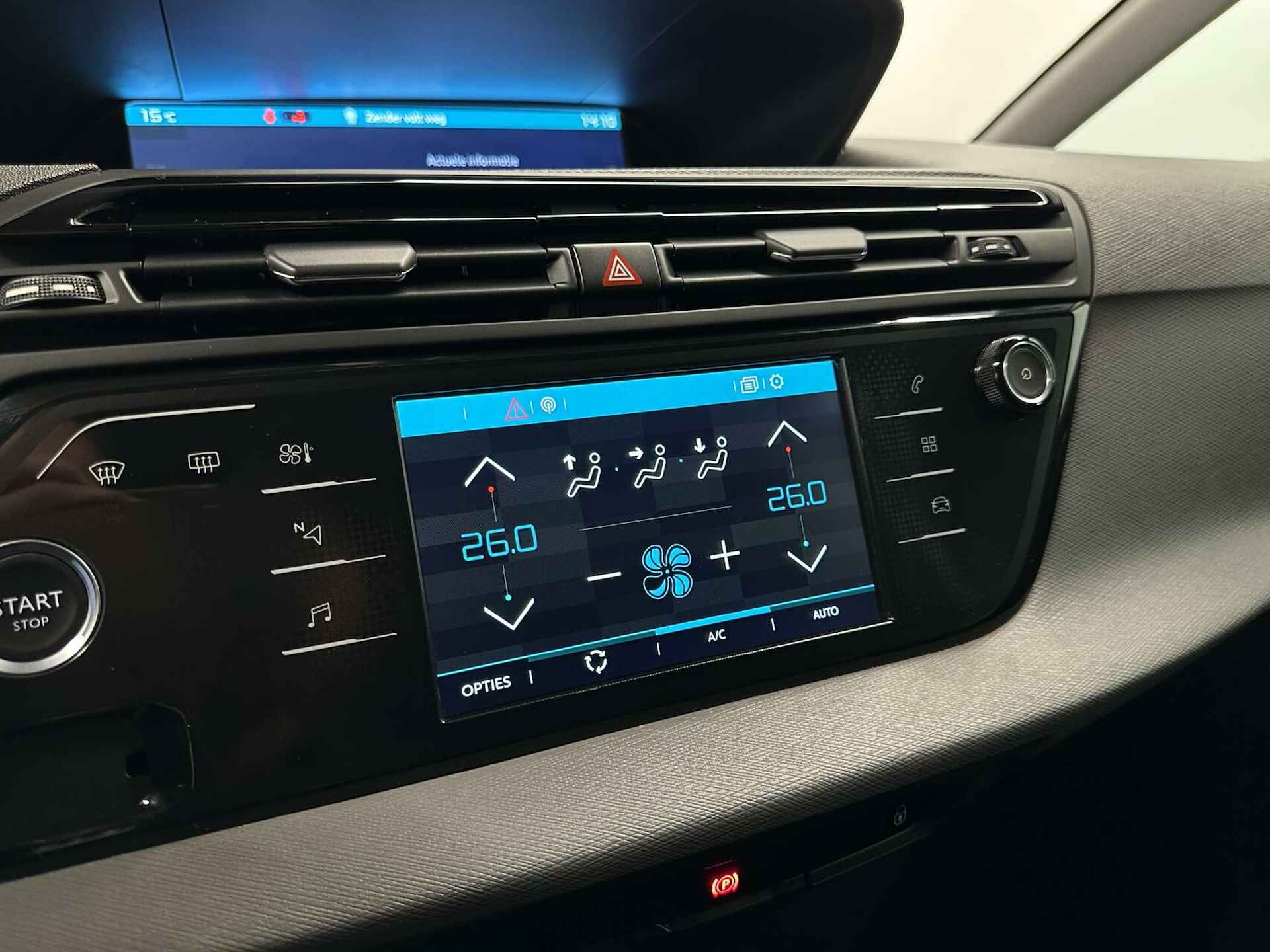 Citroen C4 Picasso 1.2 PureTech Feel CARPLAY-CAMERA-CRUISE - 29/41