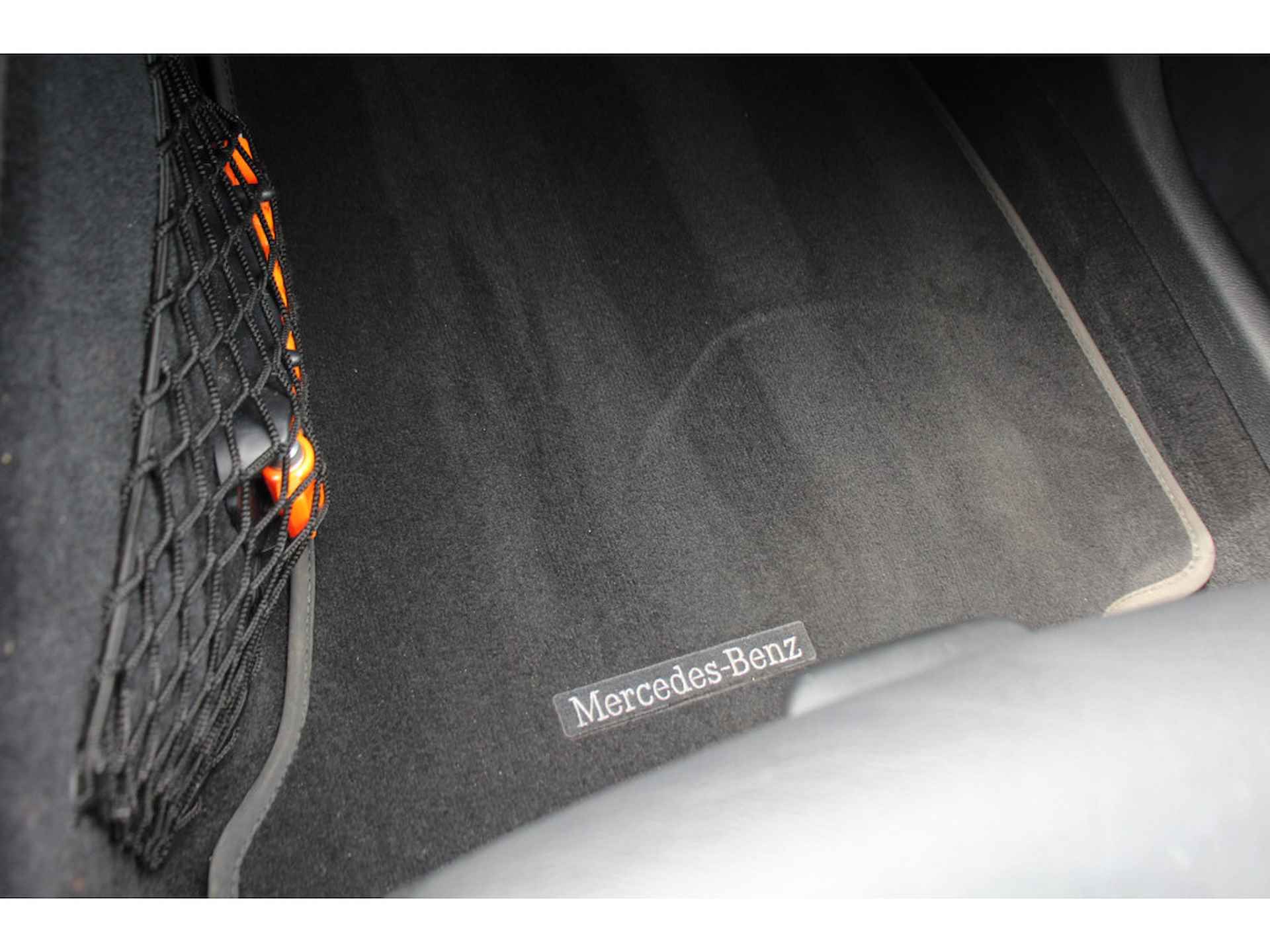 Mercedes-Benz E-Klasse 200 BUSINESS SOLUTION | 1E EIGENAAR! | NL-AUTO! | DEALER OH! | LEDEREN SPORTSTOELEN | STOELVERWARMING | DIGITAL COCKPIT | CAMERA - 41/45