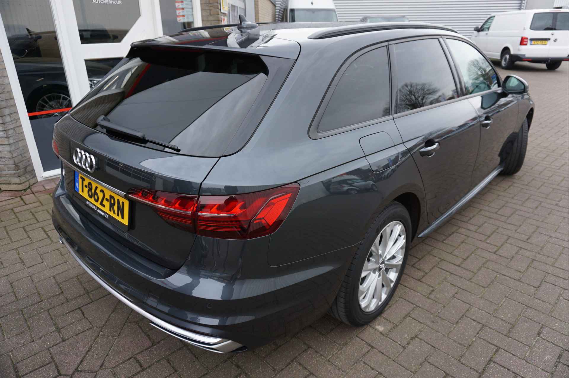 Audi A4 Avant 30 TDI Pro Line 100KW Automaat - 3/22