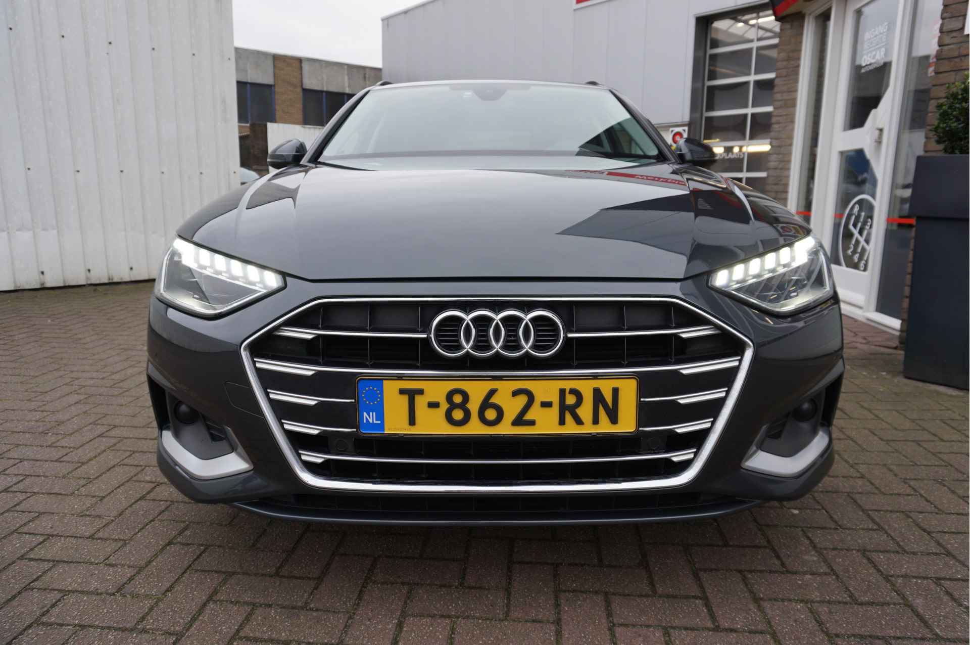 Audi A4 Avant 30 TDI Pro Line 100KW Automaat - 6/22