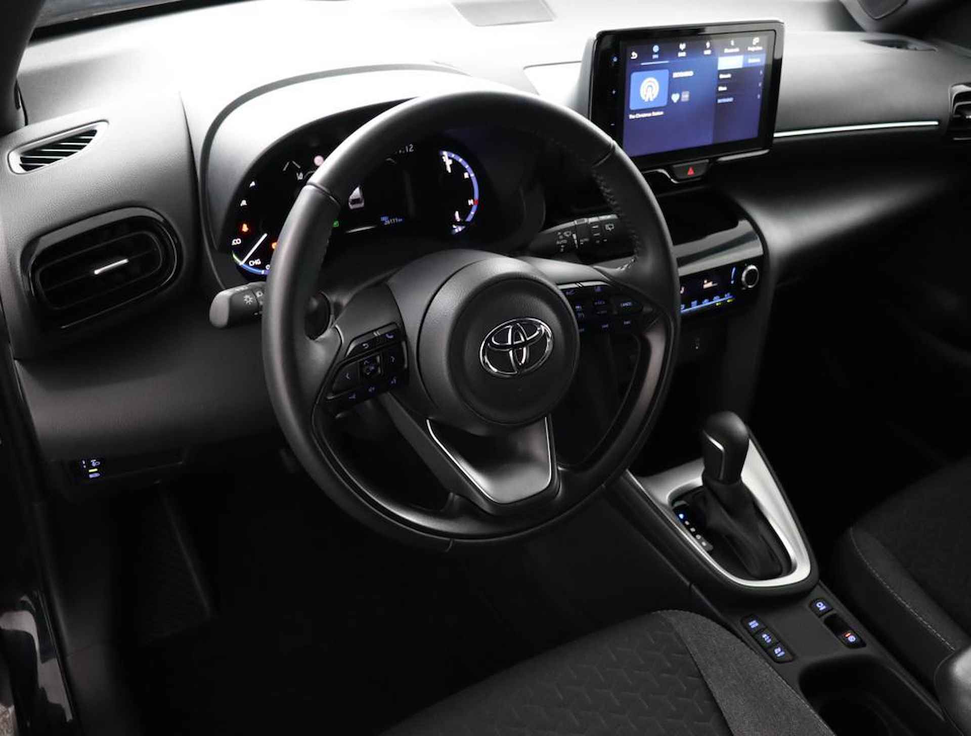 Toyota Yaris Cross 1.5 Hybrid Dynamic | Navigatie |  Climate control | Cruise control | - 43/48