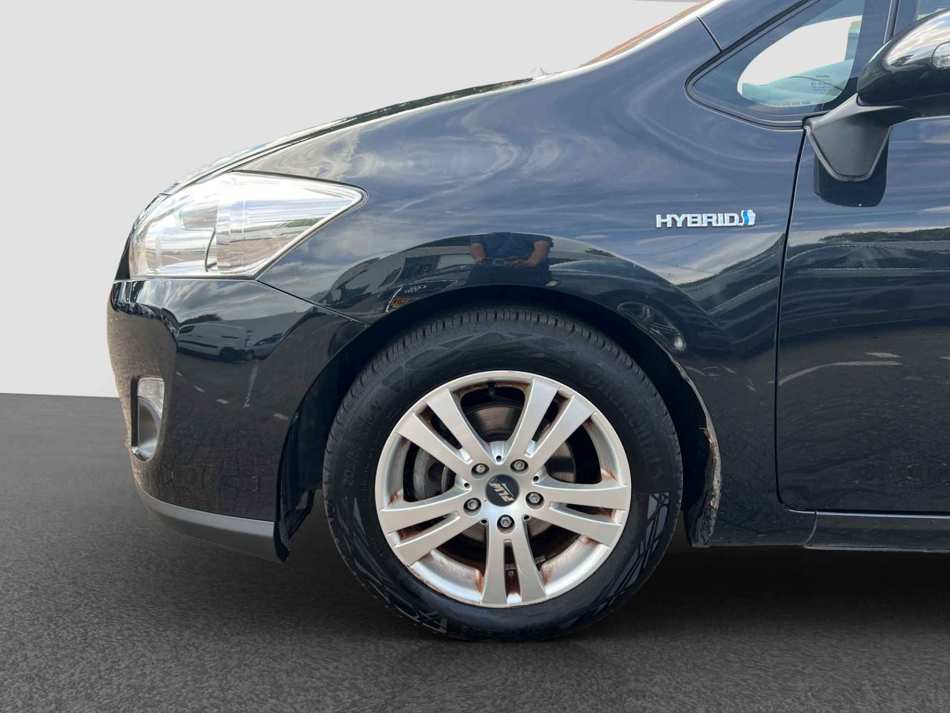 Toyota Auris 1.8 Full Hybrid Aspiration | Climate | NAP - 15/20