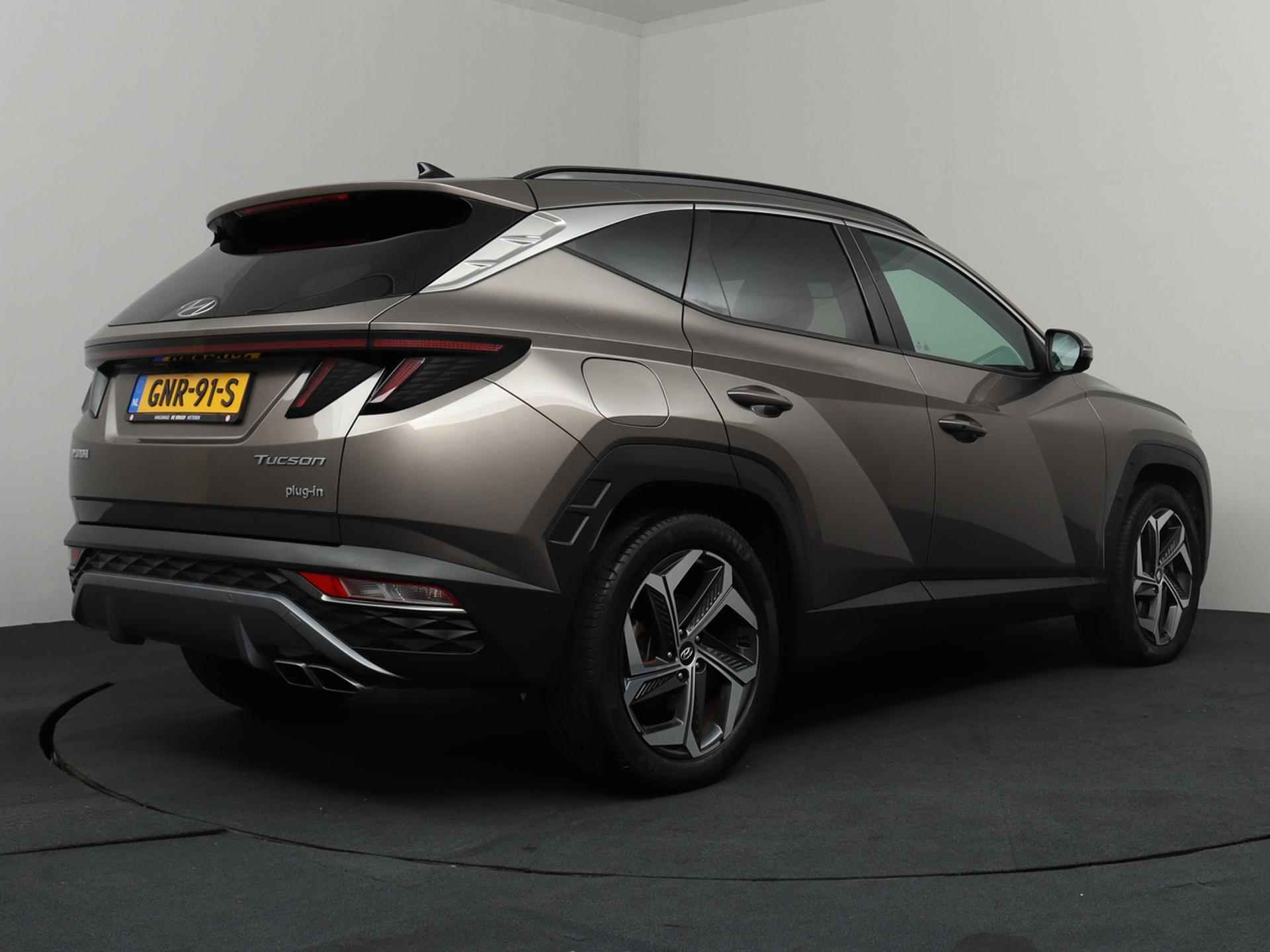 Hyundai Tucson 1.6 T-GDI PHEV Premium Sky 4WD | Panoramadak | ACC | Camera! - 2/40