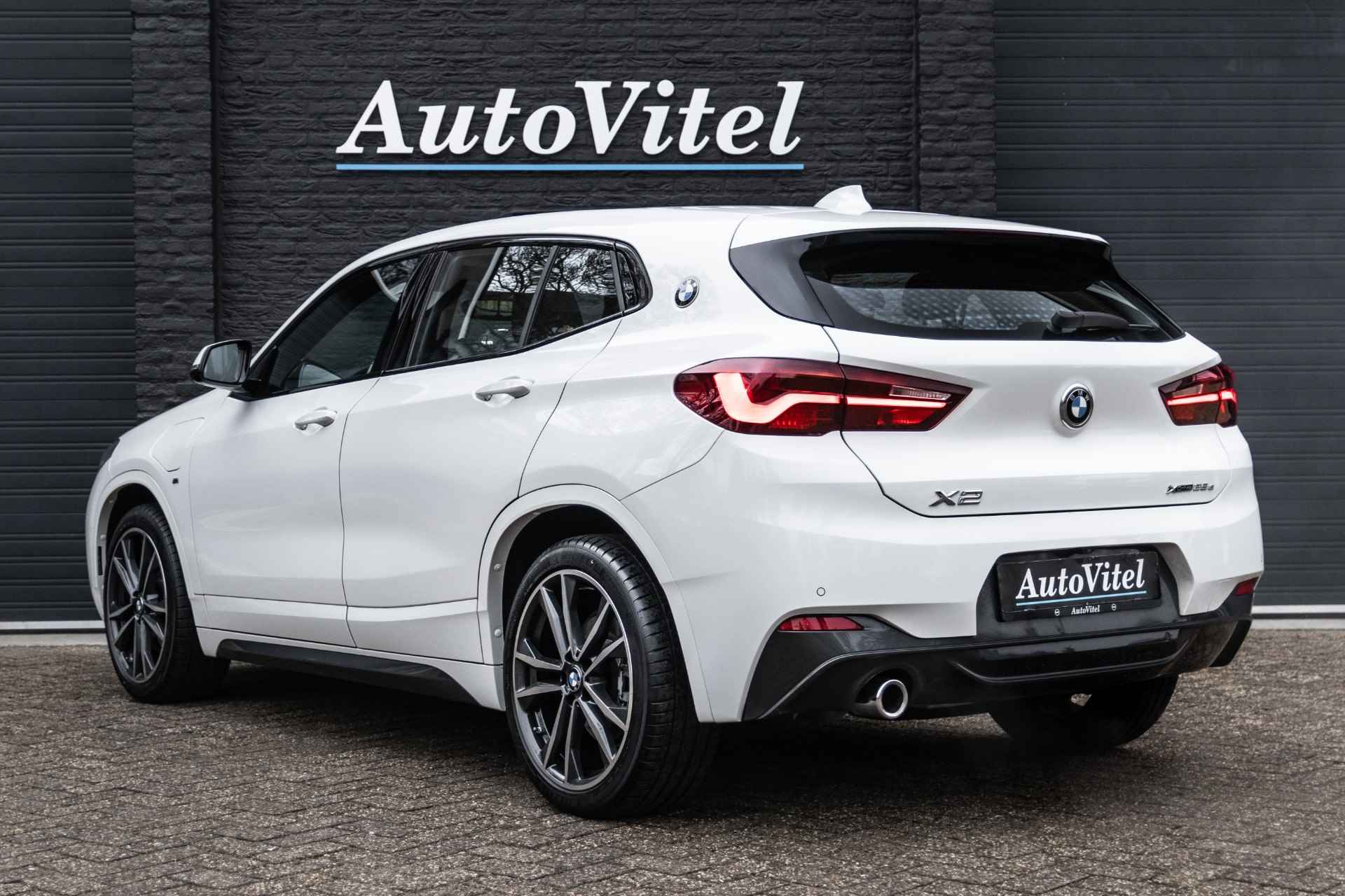 BMW X2 xDrive25e M Sport | Panodak | Achteruitrijcamera | Sportstoelen | Comfort Access | LED | 29000km ! - 2/35