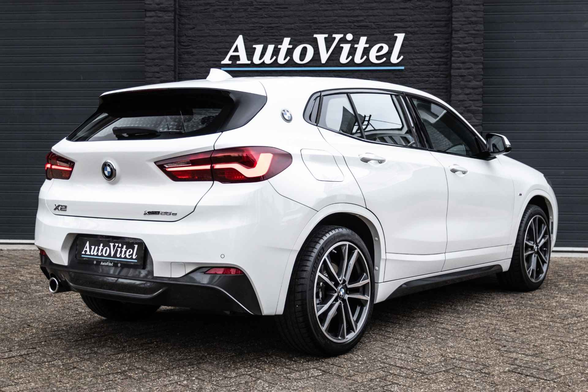 BMW X2 xDrive25e M Sport | Panodak | Achteruitrijcamera | Sportstoelen | Comfort Access | LED | 29000km ! - 17/35