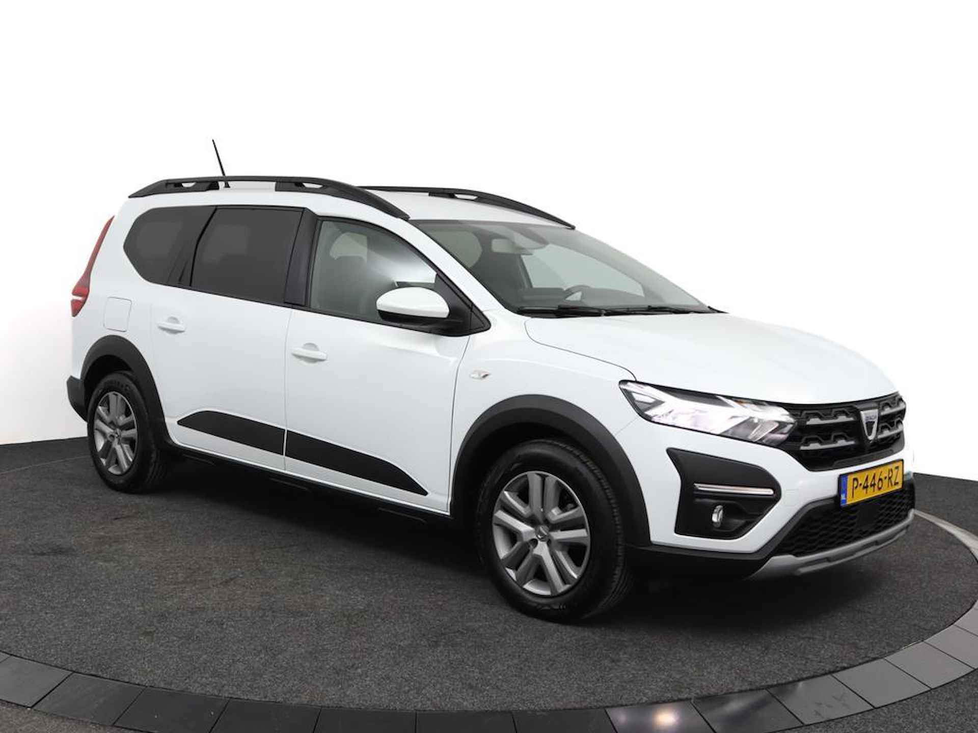 Dacia Jogger 1.0 TCe Bi-Fuel Comfort 5p. | LPG af fabriek | Eerste eigenaar | Apple CarPlay / Android Auto NAVI | Parkeersensoren | Cruise | Mistlampen - 3/47