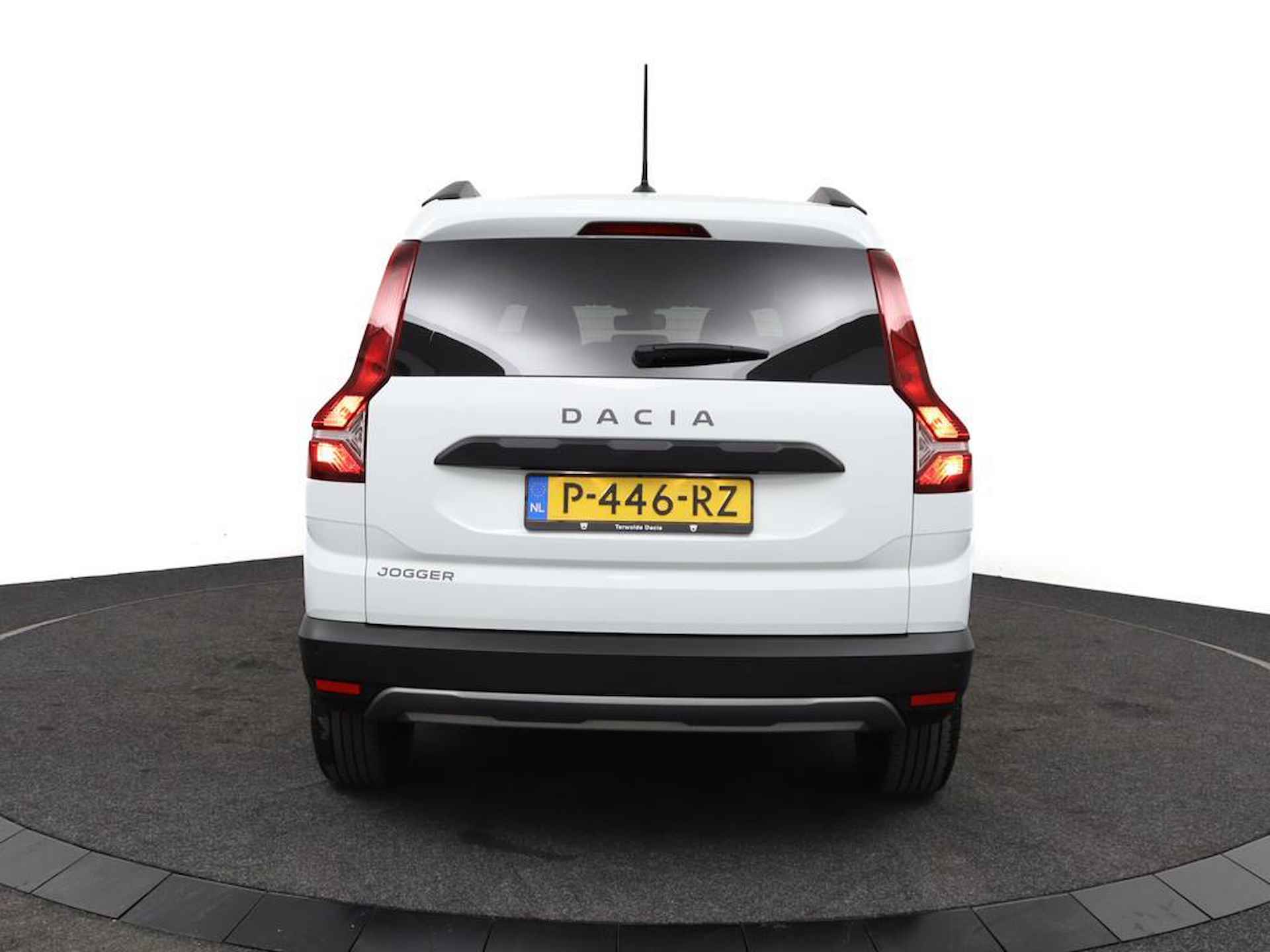 Dacia Jogger 1.0 TCe Bi-Fuel Comfort 5p. | LPG af fabriek | Eerste eigenaar | Apple CarPlay / Android Auto NAVI | Parkeersensoren | Cruise | Mistlampen - 6/47