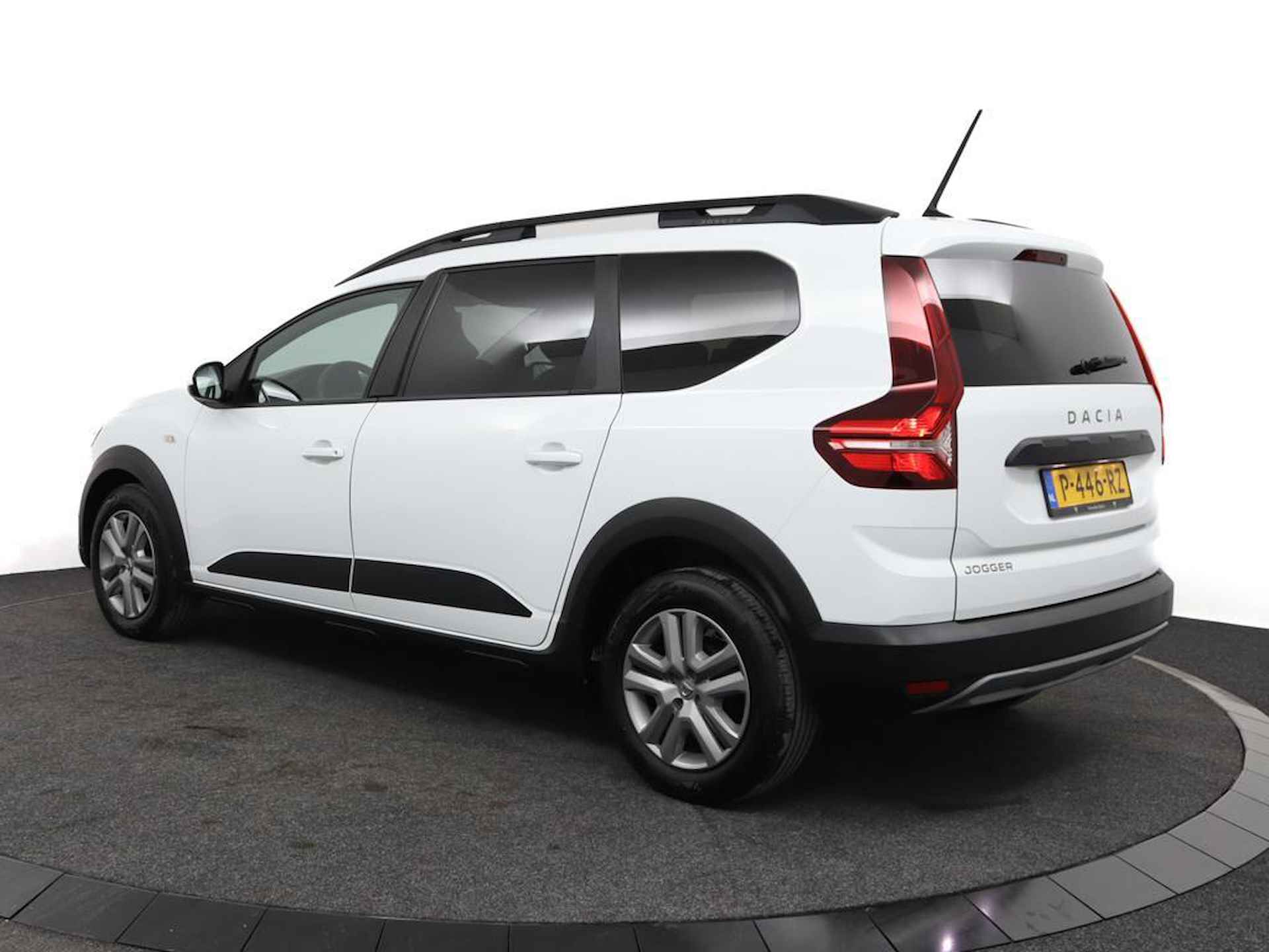 Dacia Jogger 1.0 TCe Bi-Fuel Comfort 5p. | LPG af fabriek | Eerste eigenaar | Apple CarPlay / Android Auto NAVI | Parkeersensoren | Cruise | Mistlampen - 7/47