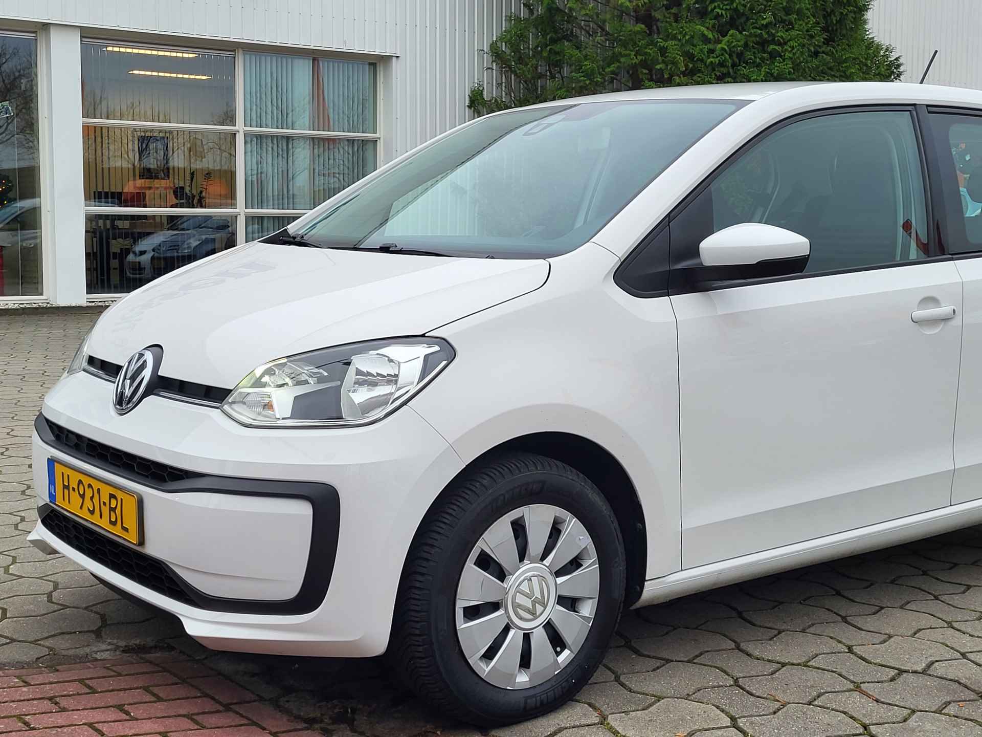 Volkswagen up! 1.0 BMT move up! 5 Drs, Airco, Rijklaar met beurt & garantie! - 23/26