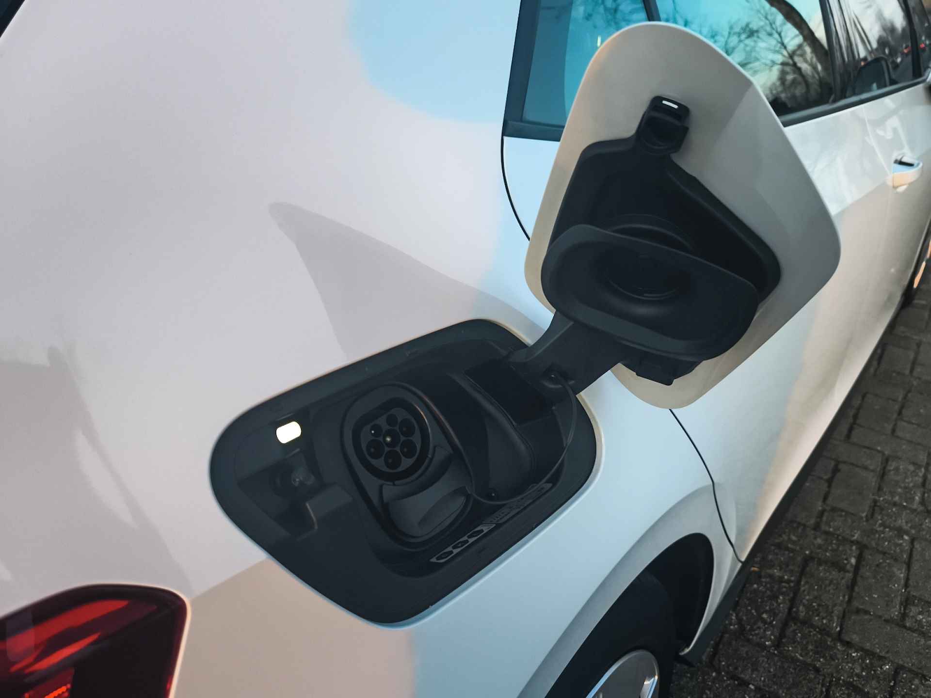 Volkswagen ID.3 Pro 58 kWh (146 PK) 1e-Eig. Keurig-Onderh. BOVAG-Garantie. NL-Auto. Navigatie/Apple-Carplay/Android-Auto, Adaptive-Cruisecontrol, Keyless-Start, Parkeersensoren-V+A, Stoelverwarming, Stuurverwarming, Licht-Zicht Privacy-Glas - 29/36