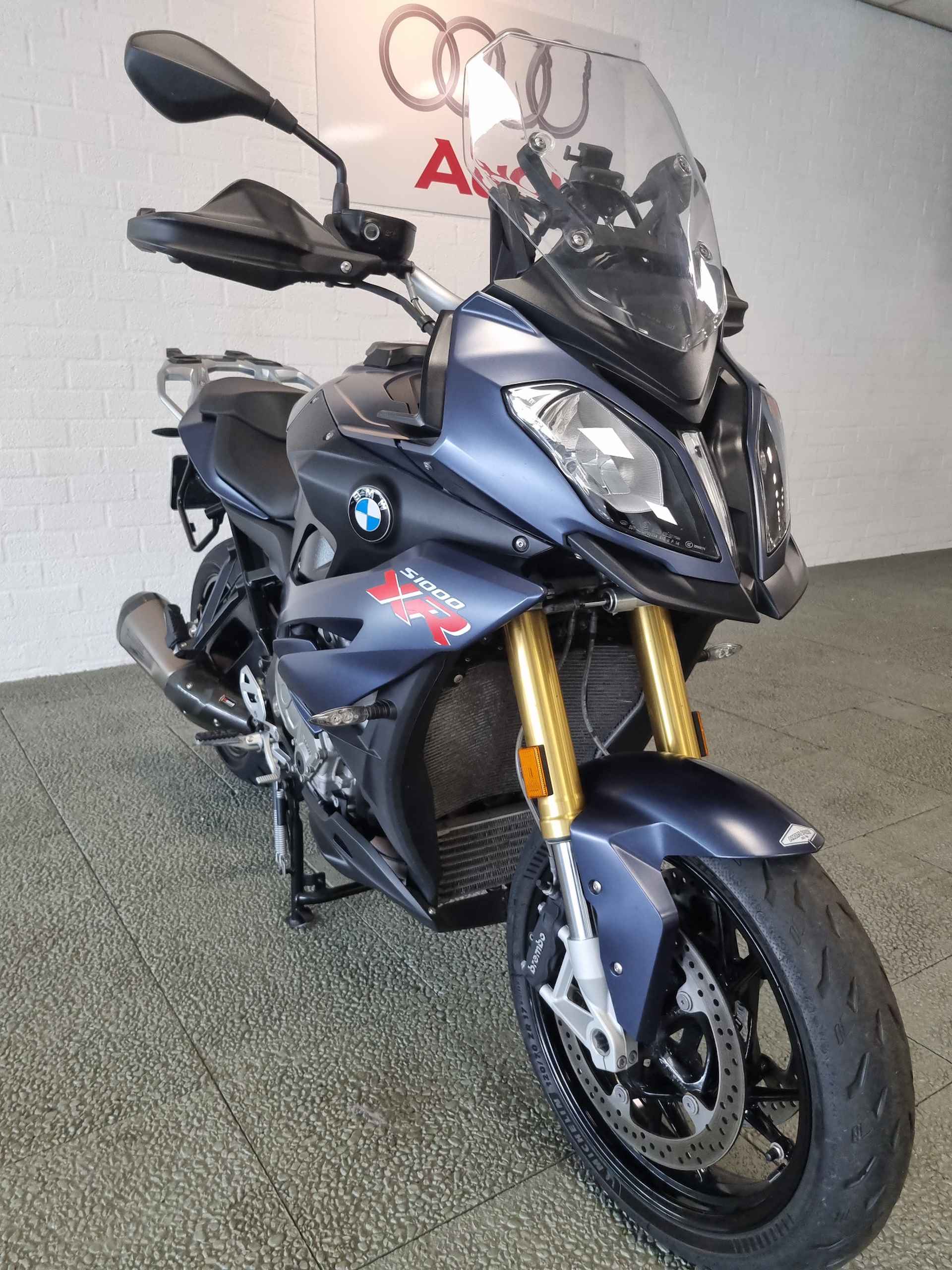 BMW S1000 XR 18dKm, Akrapovic Touring/ Dynamic BTW S1000XR NL dealer onderhouden. S1000XR - 8/14