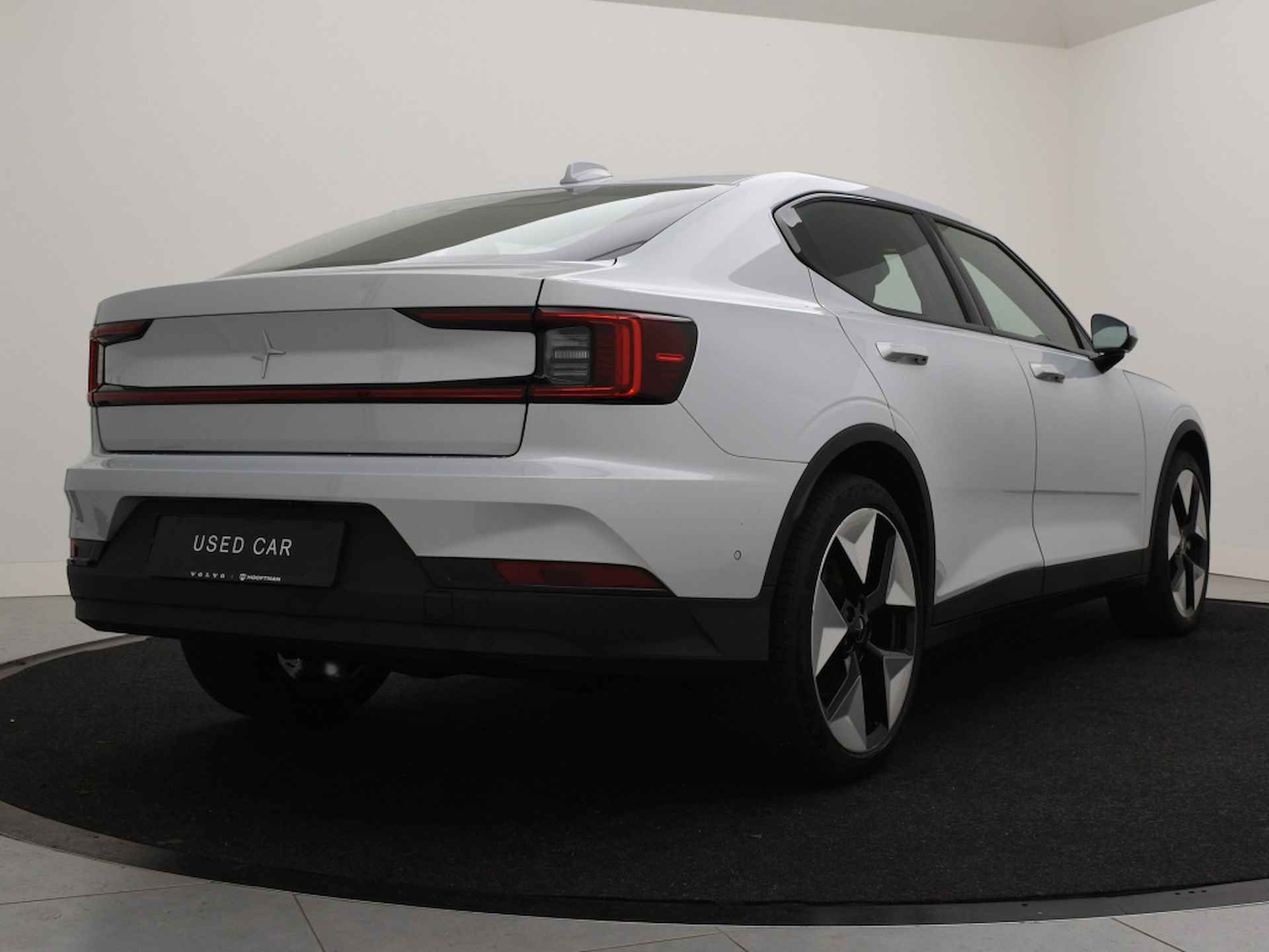 Polestar 2 SINGLE MOTOR (STANDARD RANGE) 69 kWh 20INCH KEYLESS ACC BLIS GOO - 4/35