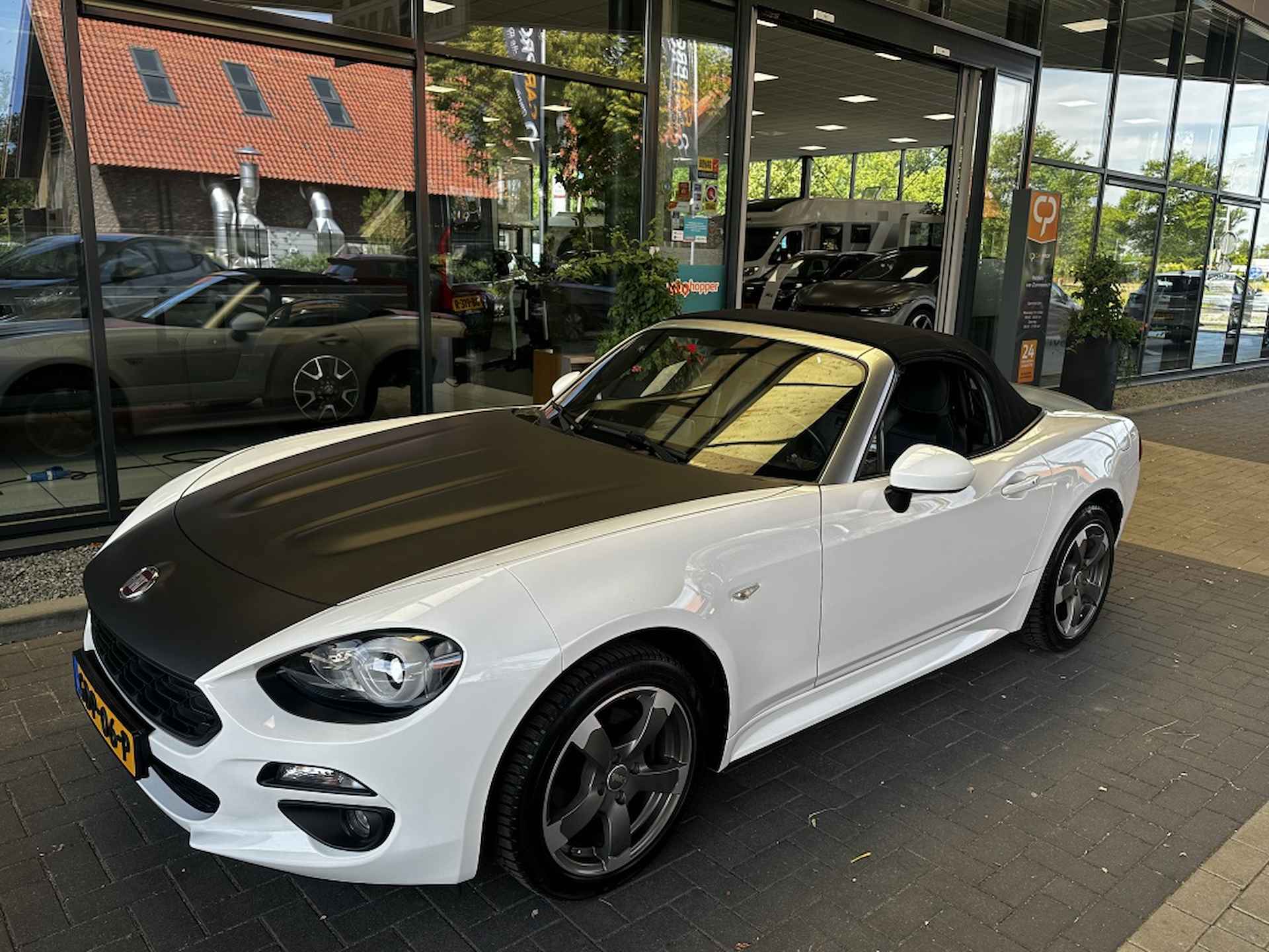 Fiat 124 Spider 1.4 Multiair 16V Lusso 140pk | Stoelverwarming | Navi - 10/31