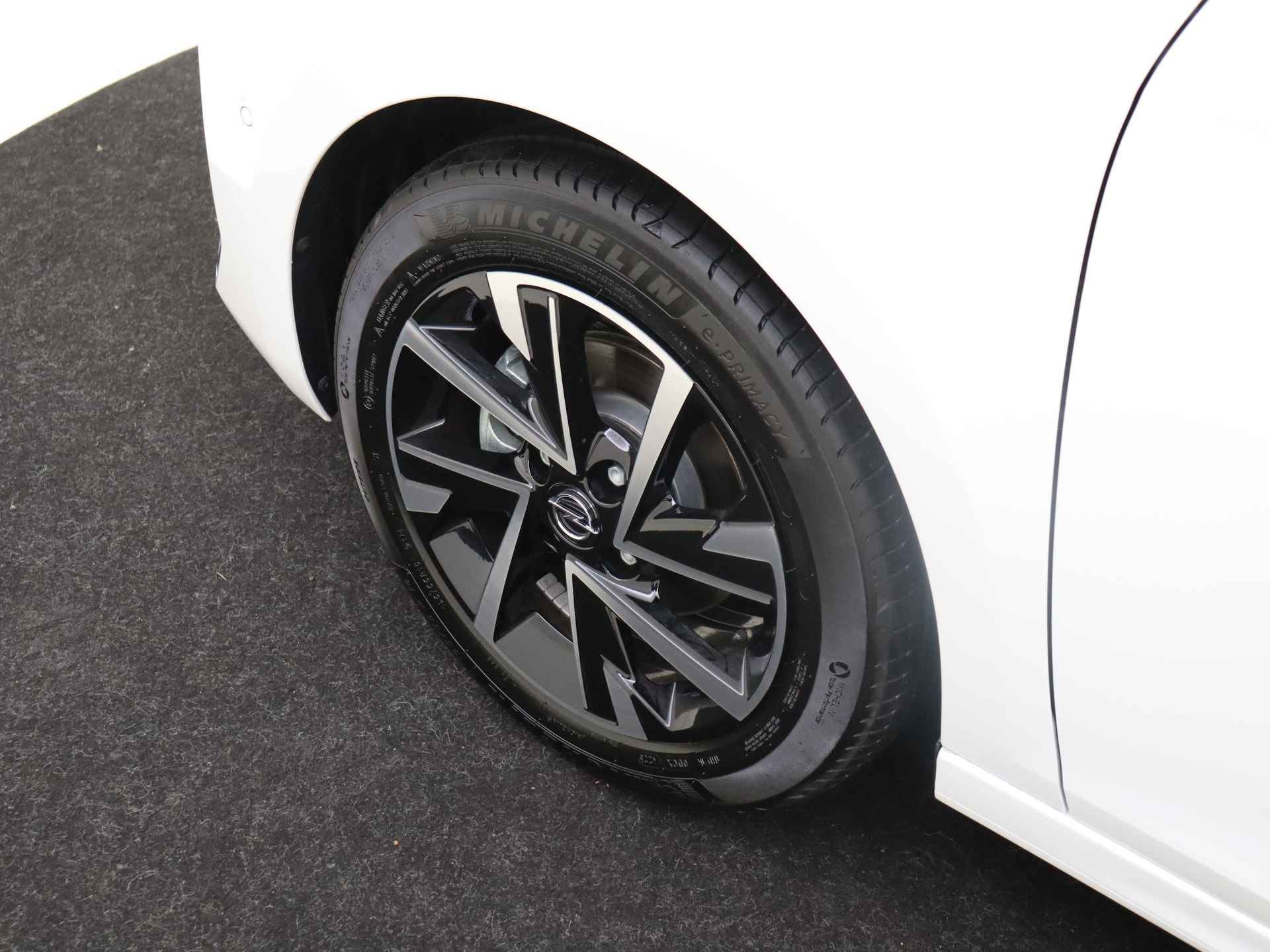 Opel Corsa 1.2 Turbo 100pk GS Climate Control | Android Auto & Apple Carplay | Parkeercamera - 29/31