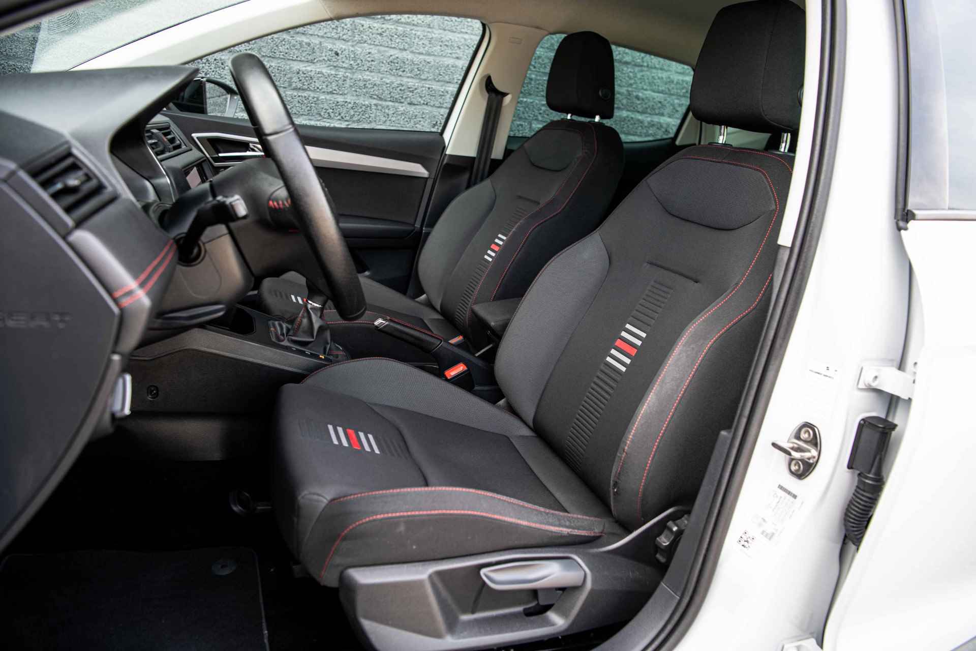 SEAT Ibiza 1.0 TSi 95 pk FR Business Intense | Full LED | Camera | 18" | Navigatie - 8/40