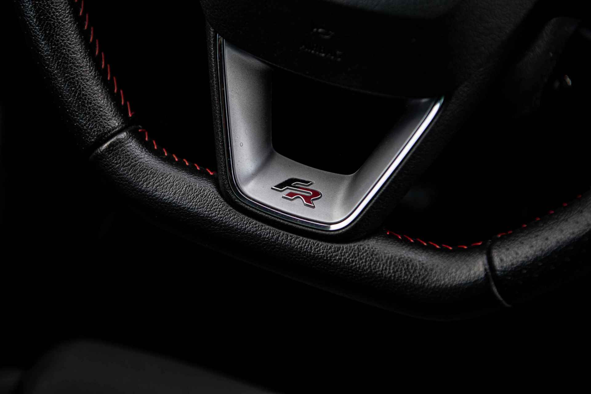 SEAT Ibiza 1.0 TSi 95 pk FR Business Intense | Full LED | Camera | 18" | Navigatie - 16/40
