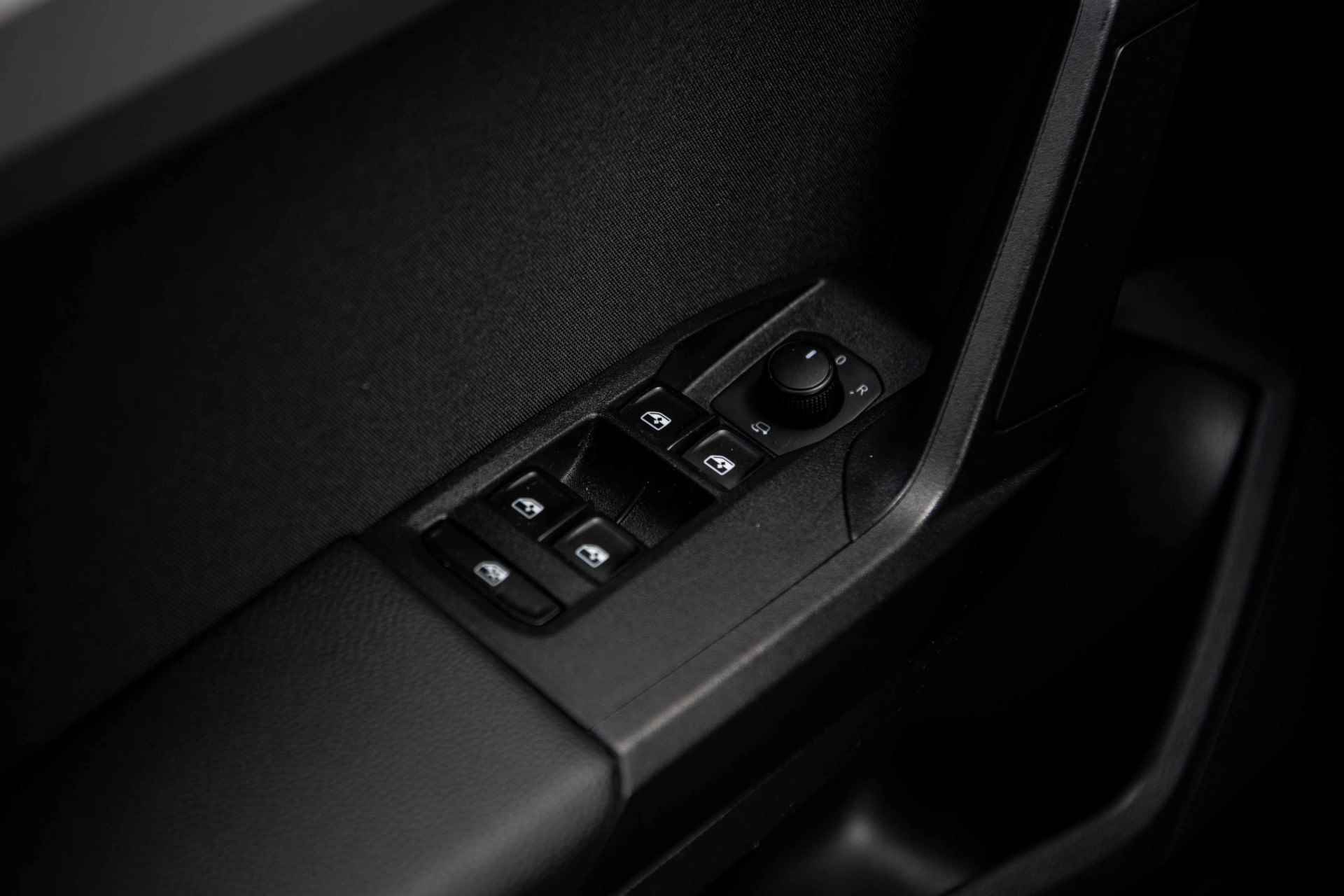 SEAT Ibiza 1.0 TSi 95 pk FR Business Intense | Full LED | Camera | 18" | Navigatie - 34/40