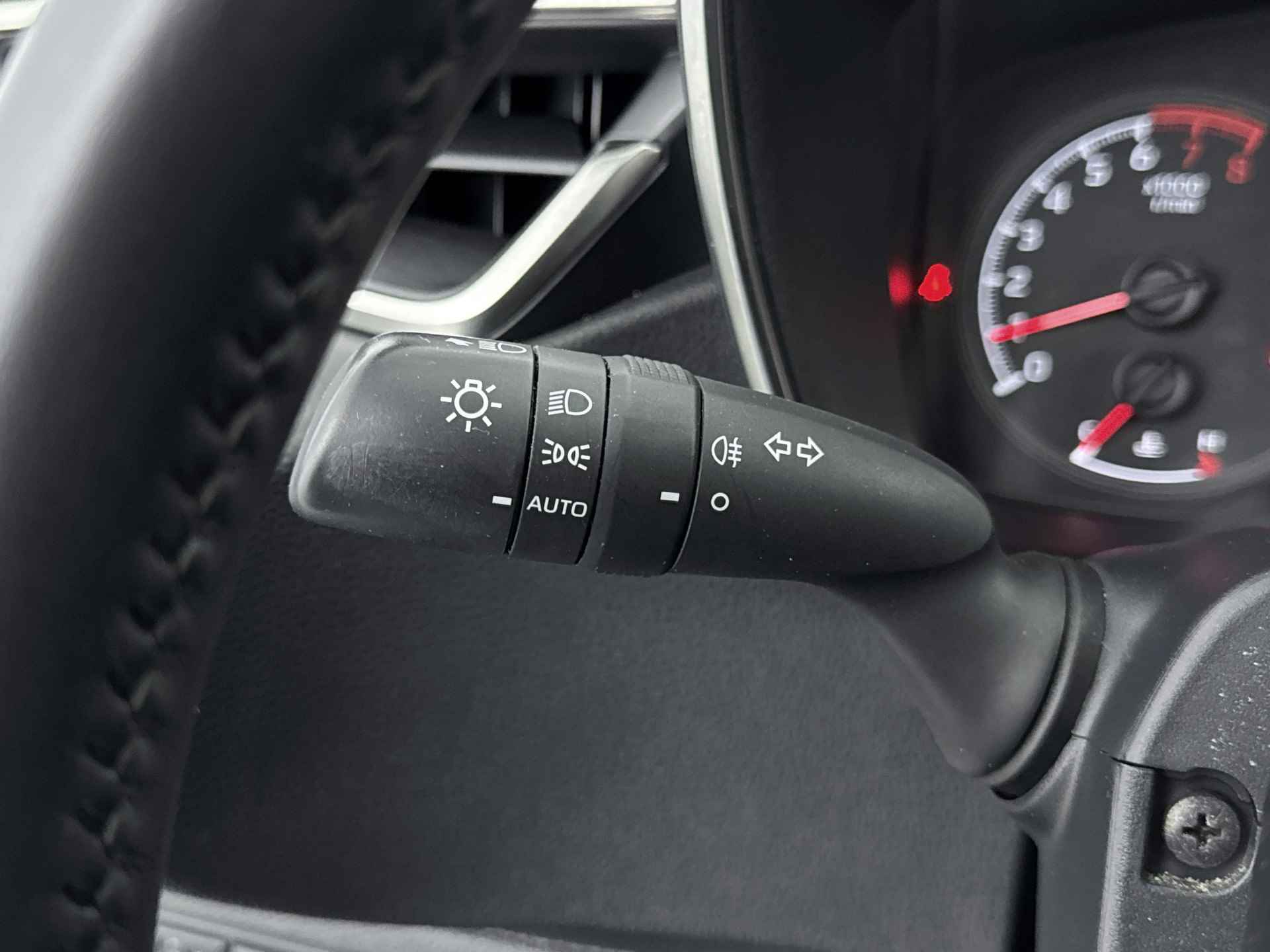 Toyota Corolla Touring Sports 1.2 Turbo Active | Apple Carplay & Android Auto | Parkeercamera | Airco | - 22/38