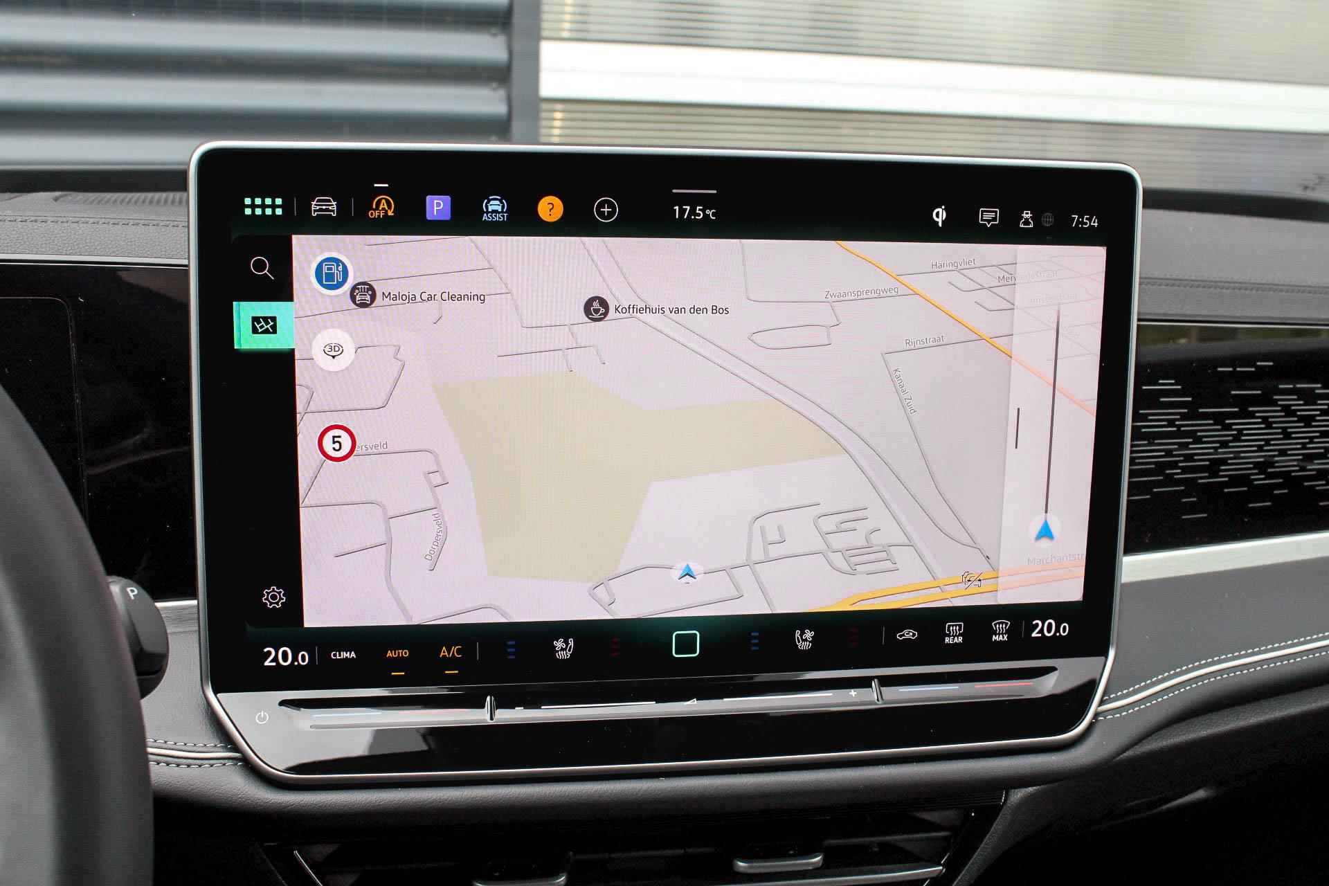 Volkswagen Passat Variant 1.5 eTSI 150pk DSG Business | Head-up Display | Rondomzicht Camera - 44/52