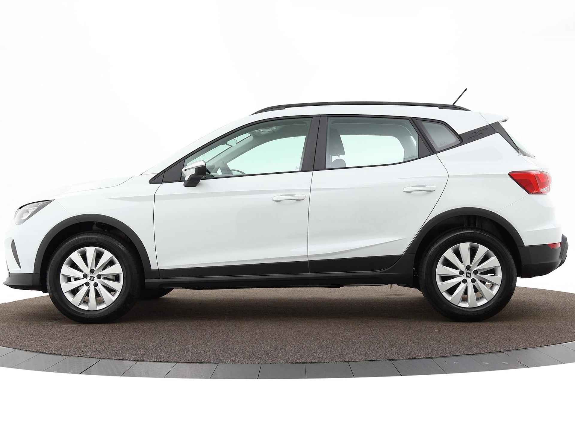 SEAT Arona Style 1.0 70 kW / 95 pk EcoTSI SUV 5 versn. Hand | Metallic lak | lichtmetalen velgen | Incl. inruilbonus - 26/35