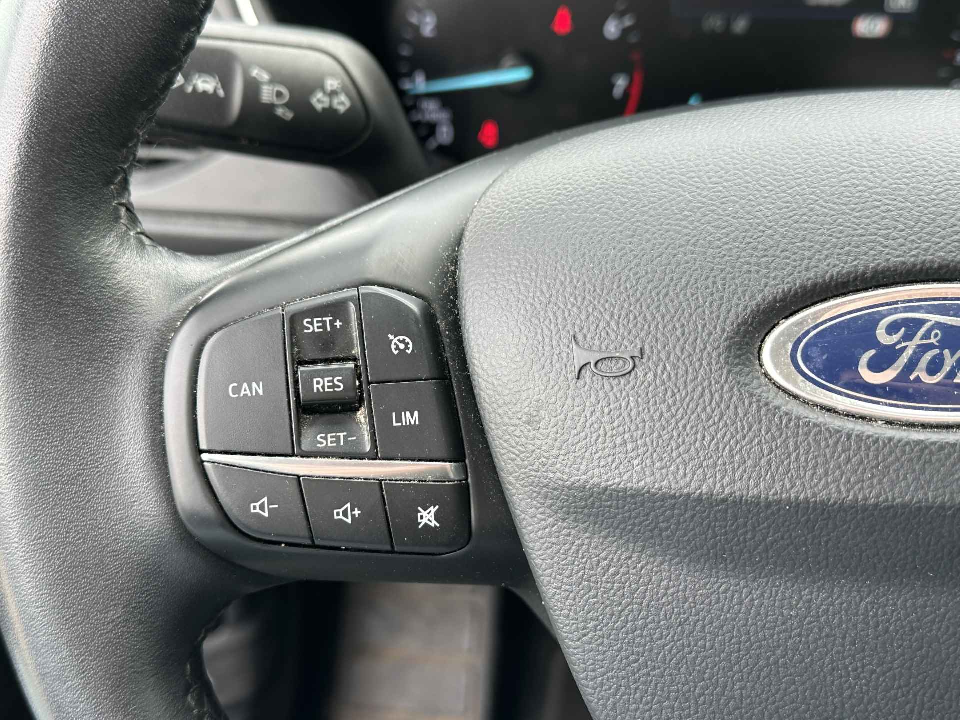 Ford Focus EcoBoost 100 pk Trend Edition | Navi | Airco | Cruise | Park. sens. v+a | Apple Carplay - 17/21