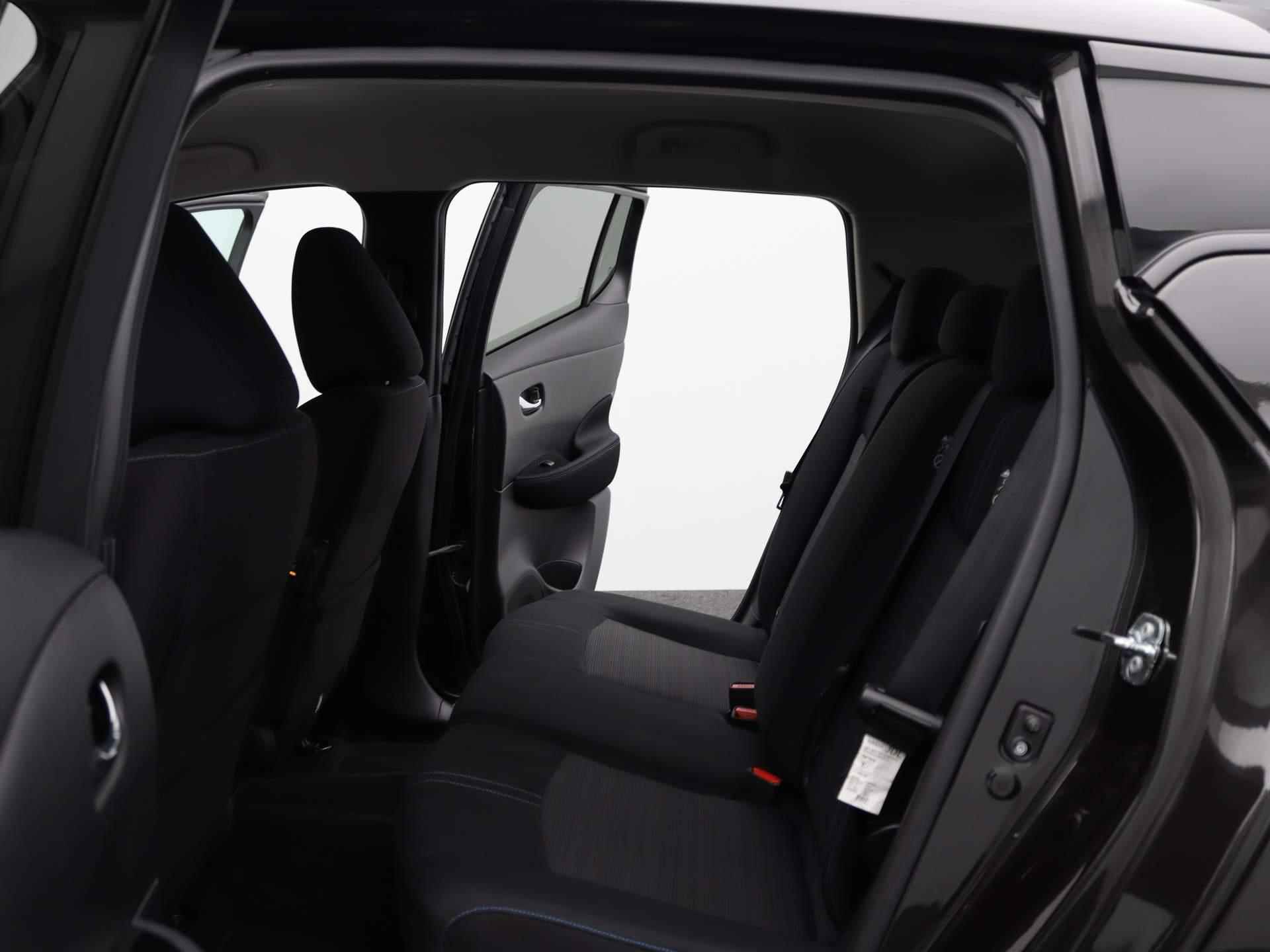 Nissan LEAF 2.ZERO EDITION 40 kWh Airco | Cruise Control | Navigatie | Apple Carplay/Android | Trekhaak | - 12/44
