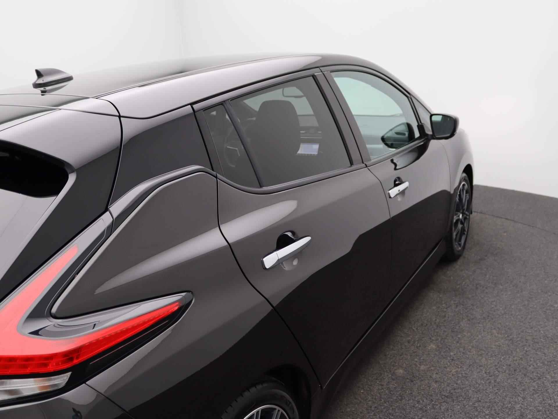 Nissan LEAF 2.ZERO EDITION 40 kWh Airco | Cruise Control | Navigatie | Apple Carplay/Android | Trekhaak | - 37/43