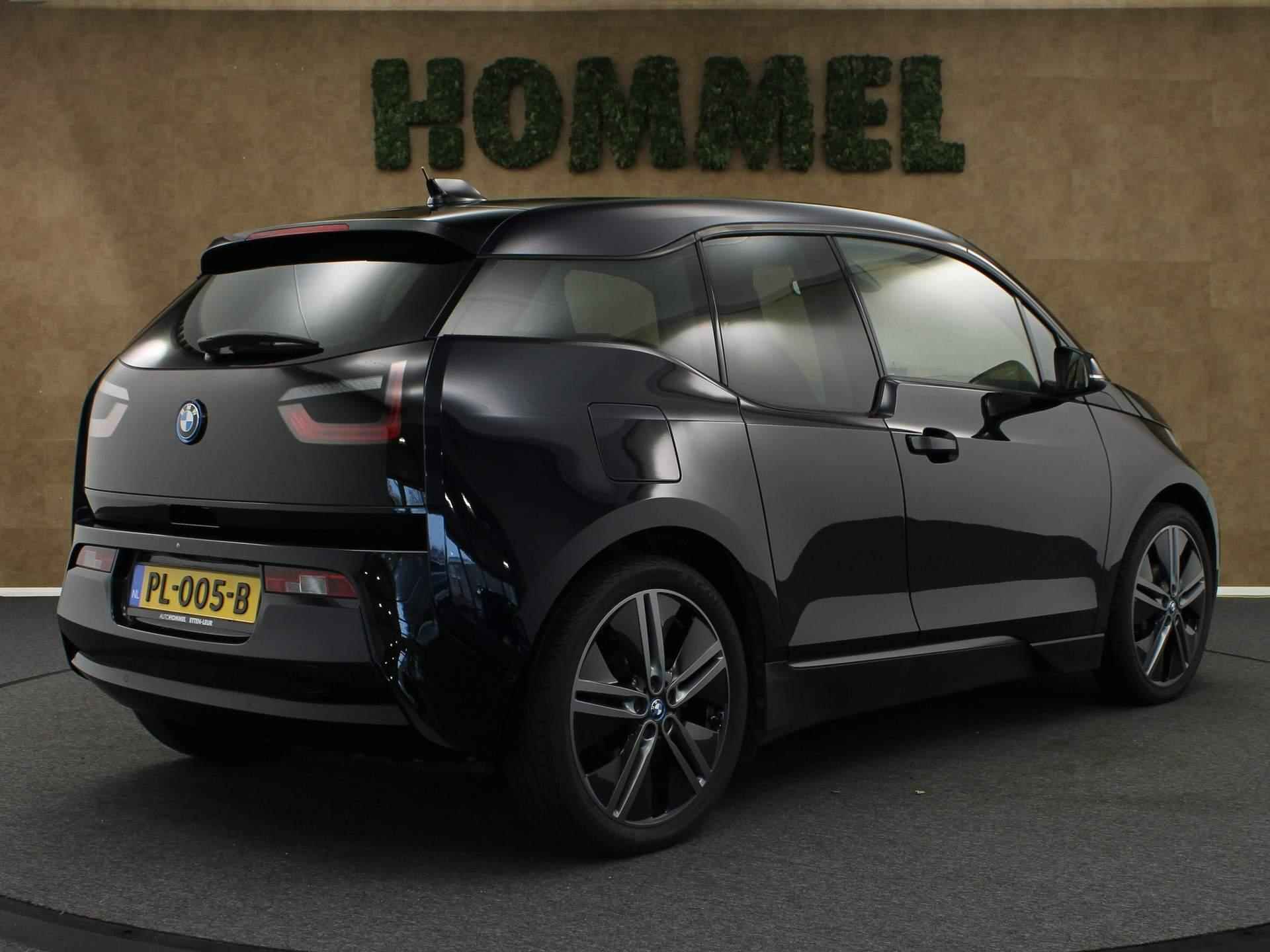 BMW i3 Basis 94Ah 33 kWh - ORIGINEEL NEDERLANDSE AUTO - CRUISE CONTROL - NAVIGATIESYSTEEM - LEDEREN BEKLEDING - ACHTERRUITRIJCAMERA - MULTIMEDIAVOORBEREIDING - HOUTEN AFWERKING - 2/40