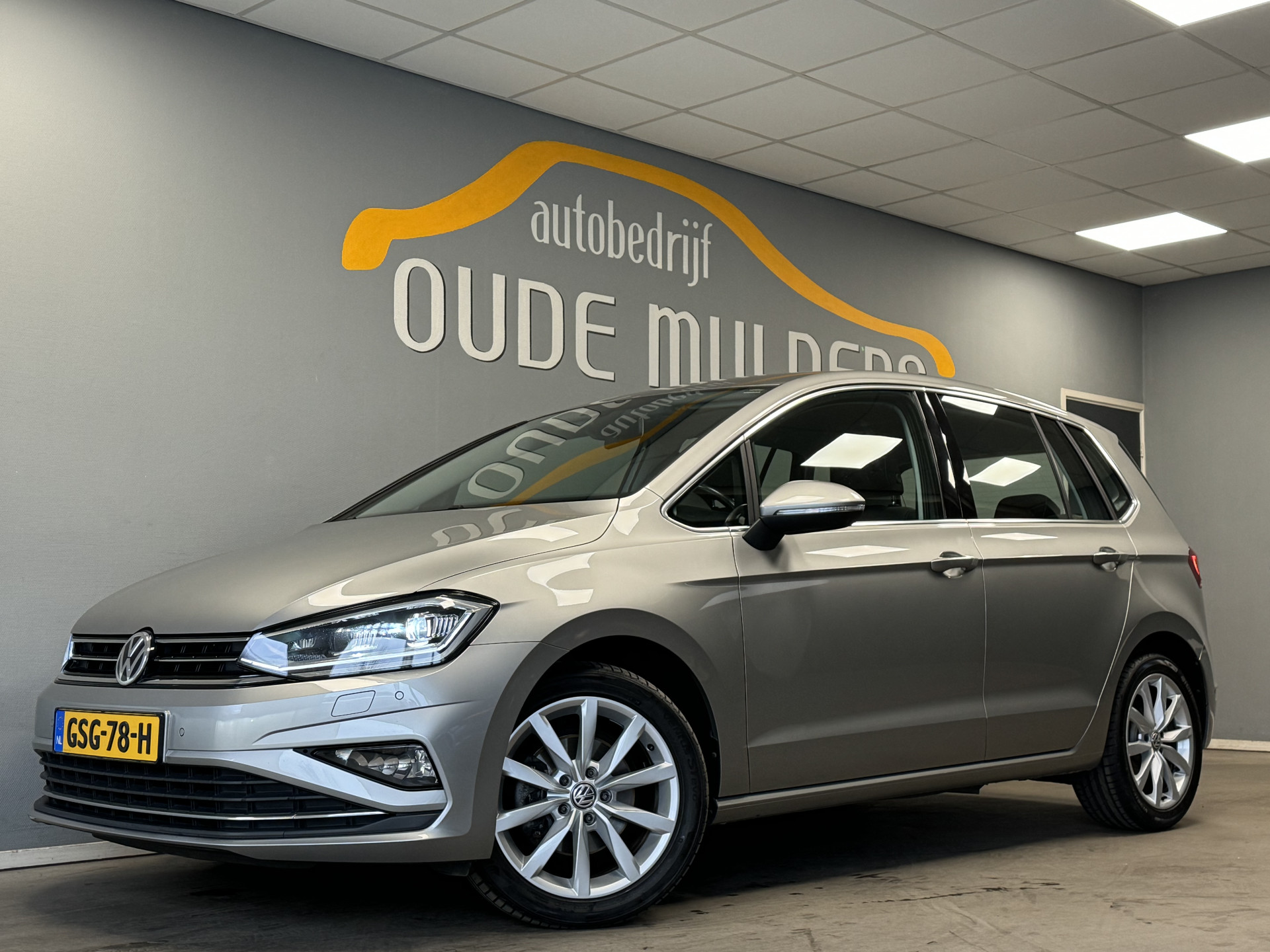 Volkswagen Golf Sportsvan 1.5 TSI ACT Highline Camera/Stoelverwarming/Navigatie