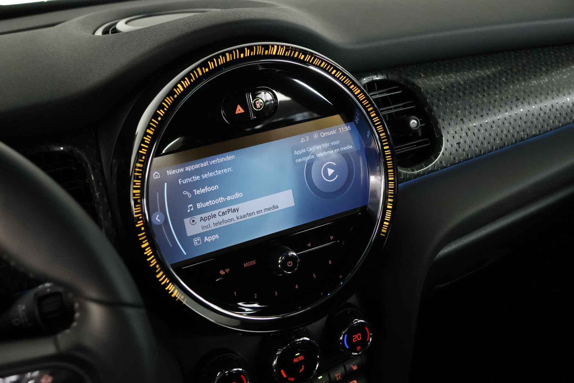 MINI Cooper Electric Navigatie / Panorama / HarmanKardon / HUD - 29/32