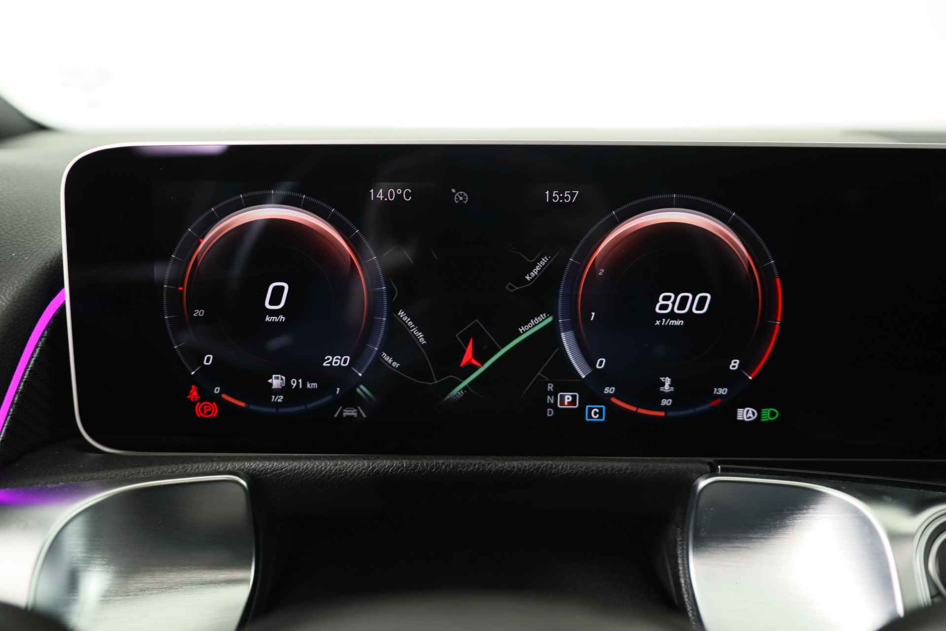 Mercedes-Benz GLB 180 Business Solution AMG 7p. | Open Dak | Ambient Lighting | Trekhaak | Led | Memoryzetels | Navi | Stoelverwarming | Camera | - 11/37