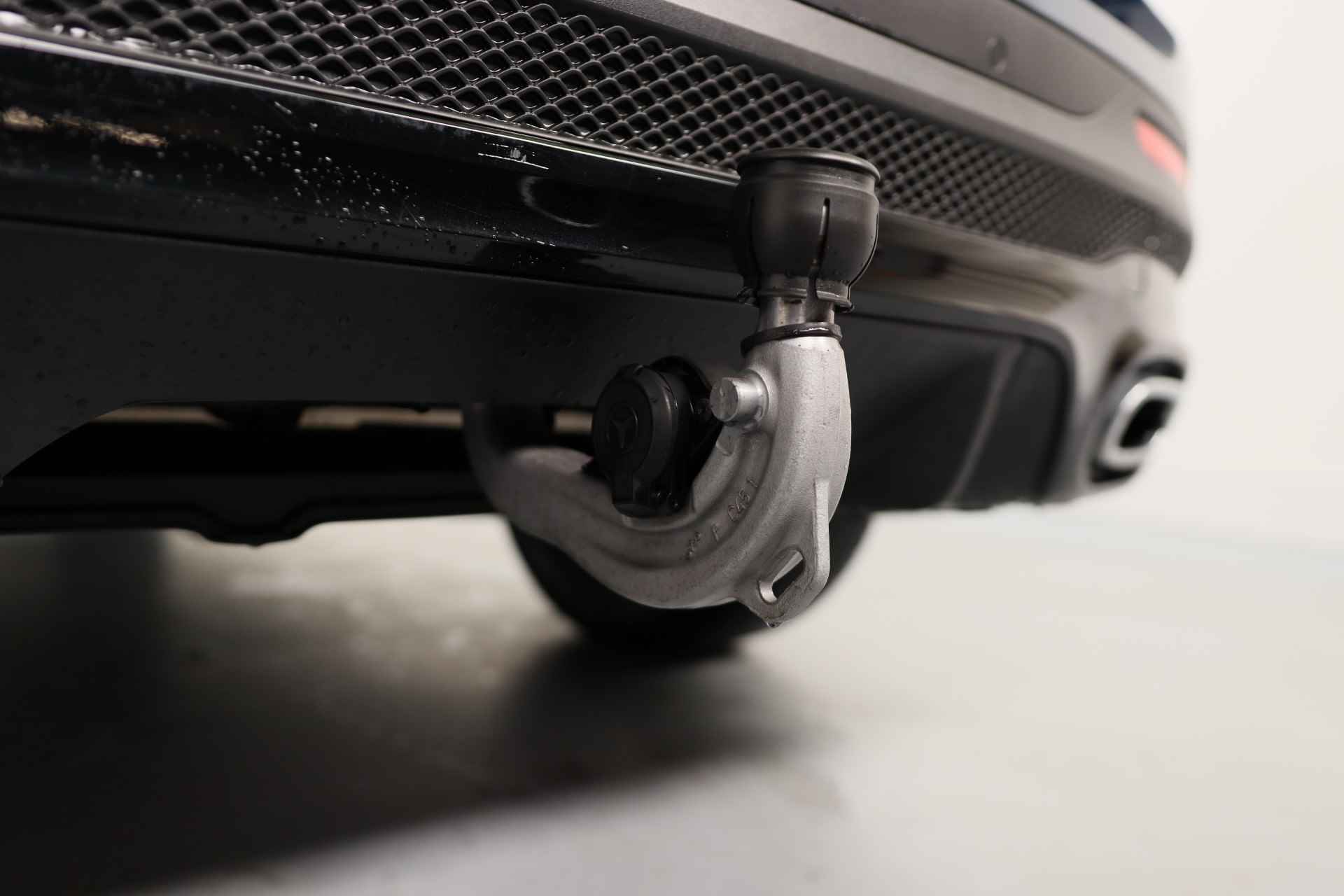 Mercedes-Benz GLB 180 Business Solution AMG 7p. | Open Dak | Ambient Lighting | Trekhaak | Led | Memoryzetels | Navi | Stoelverwarming | Camera | - 23/37
