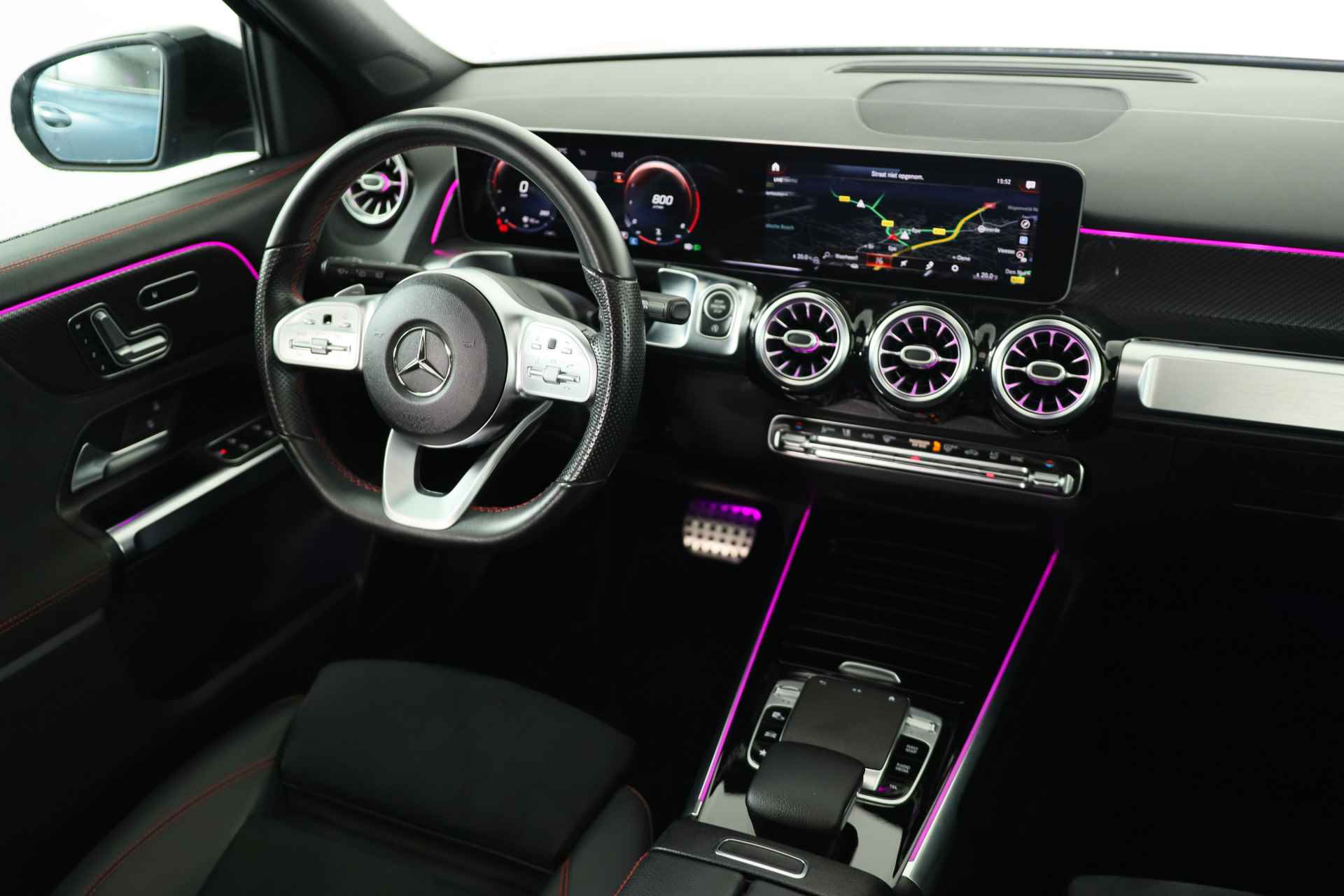 Mercedes-Benz GLB 180 Business Solution AMG 7p. | Open Dak | Ambient Lighting | Trekhaak | Led | Memoryzetels | Navi | Stoelverwarming | Camera | - 27/37