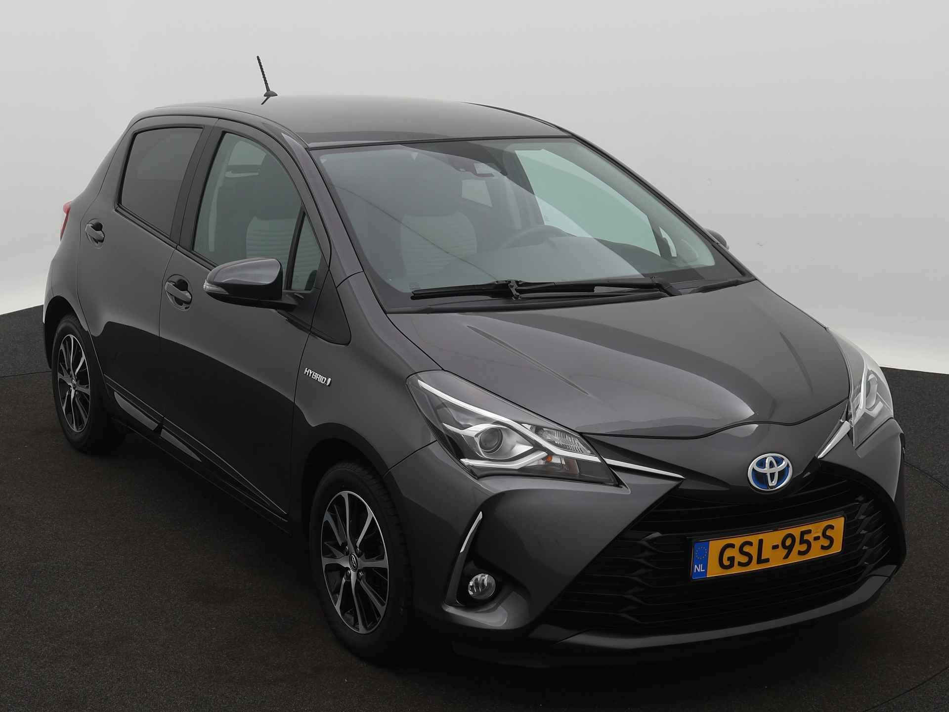 Toyota Yaris 1.5 Hybrid Design Sport Limited | LM velgen | Stoelverwarming | Climate Control | Camera | - 27/43