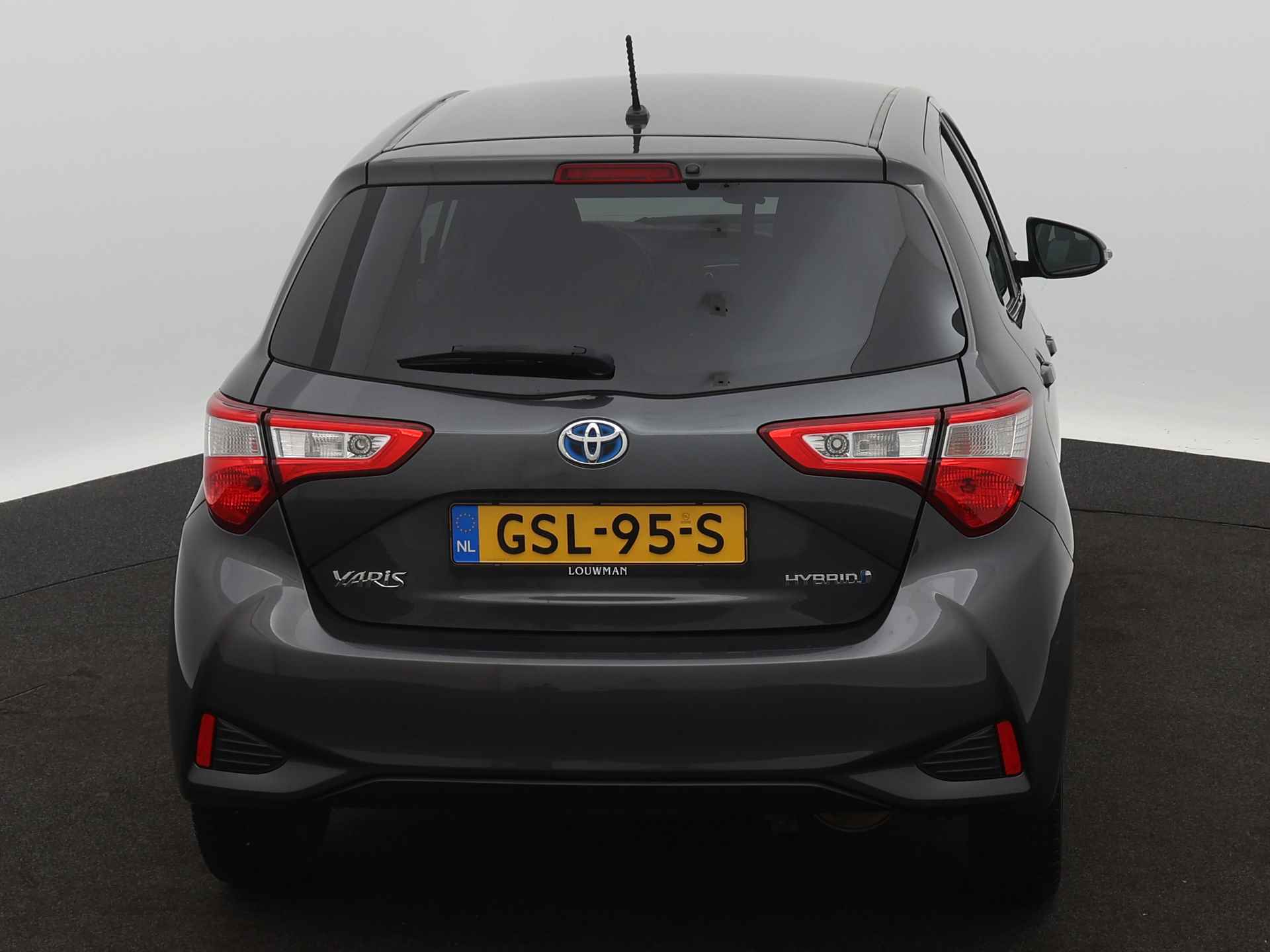 Toyota Yaris 1.5 Hybrid Design Sport Limited | LM velgen | Stoelverwarming | Climate Control | Camera | - 28/43