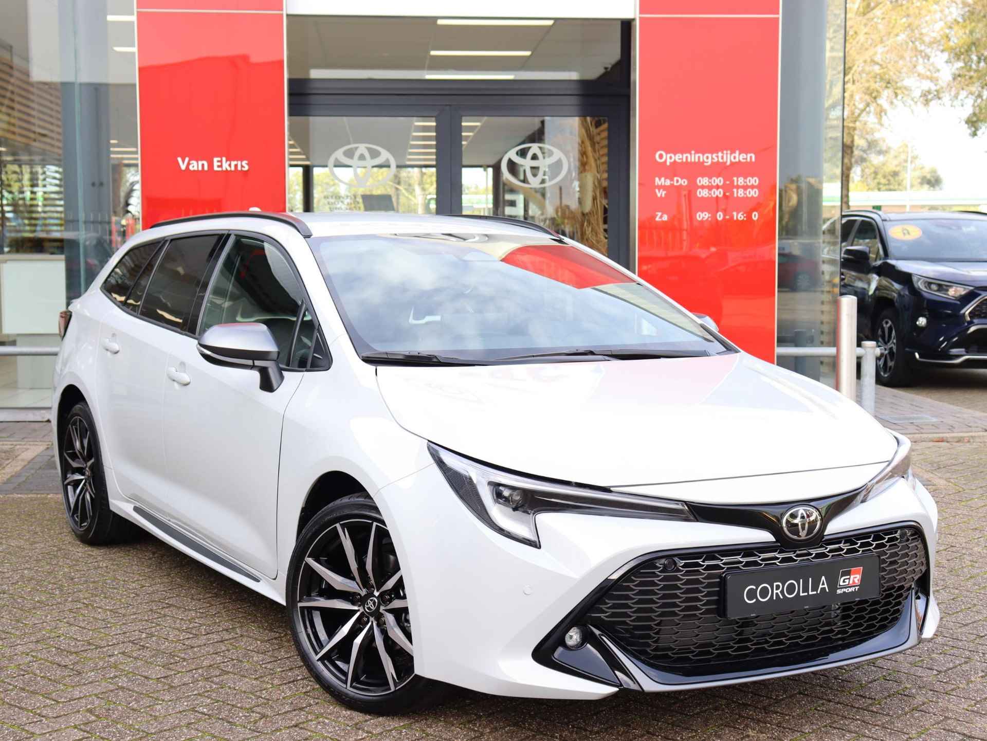 Toyota Corolla Touring Sports Hybrid 140 GR Sport, Voordeel! - 2/42