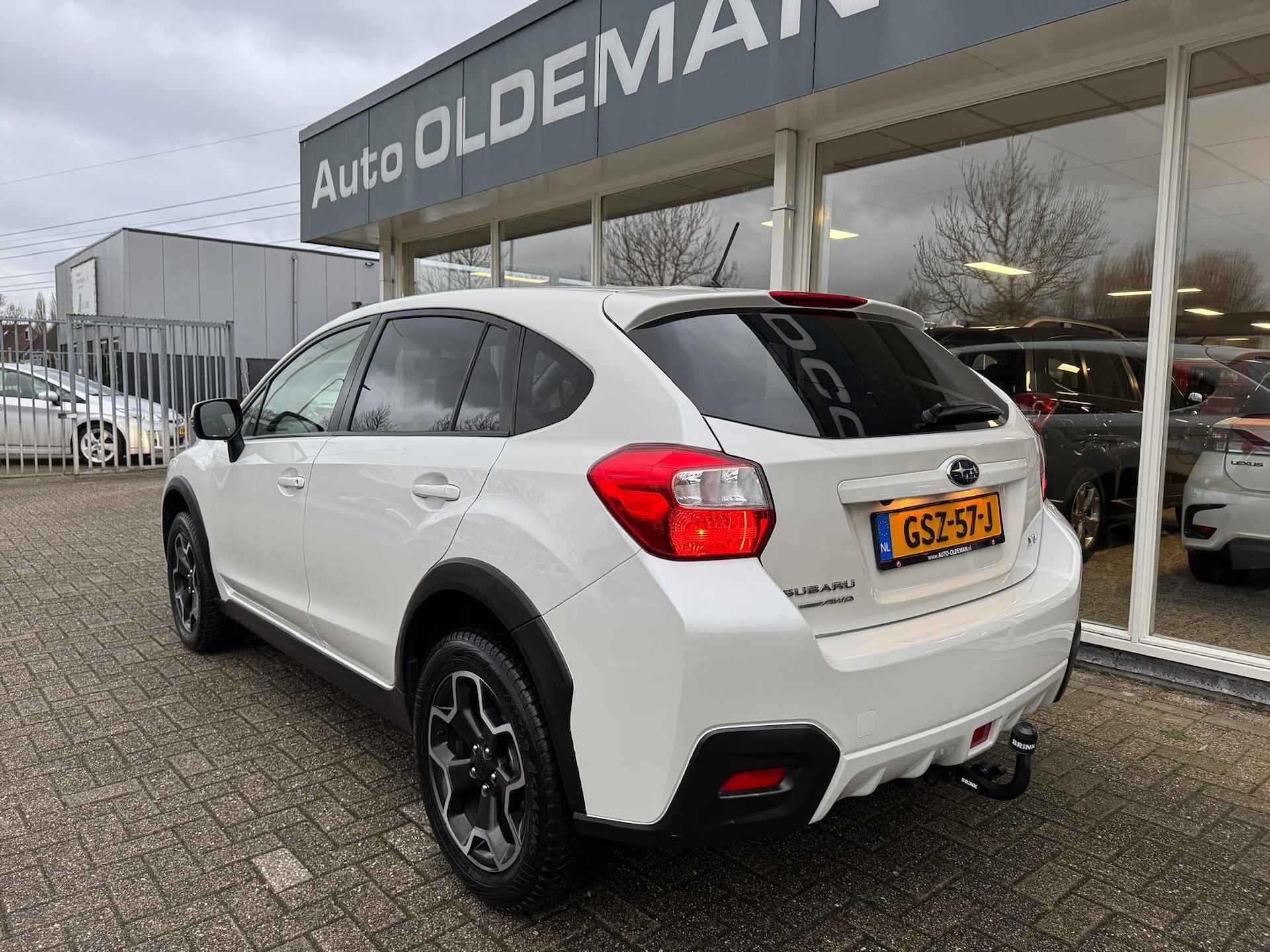 Subaru XV 2.0i Executive AWD LEDER,CARPLAY,CRUISE - 5/30