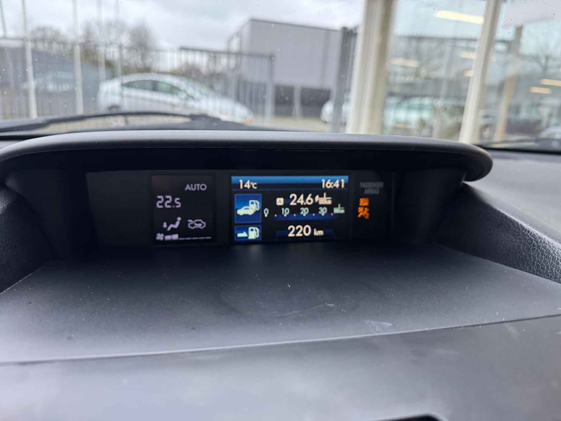 Subaru XV 2.0i Executive AWD LEDER,CARPLAY,CRUISE - 18/30