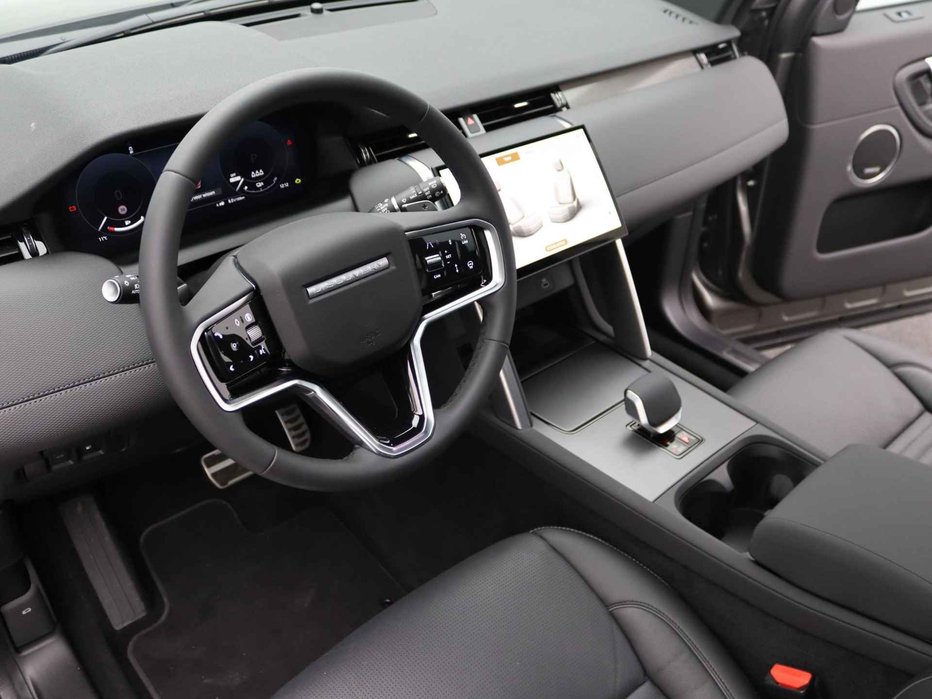 Land Rover Discovery Sport P270e PHEV Dynamic SE Stoel en stuurverwarming | Privacy glas | Elektrische stoelen - 29/46