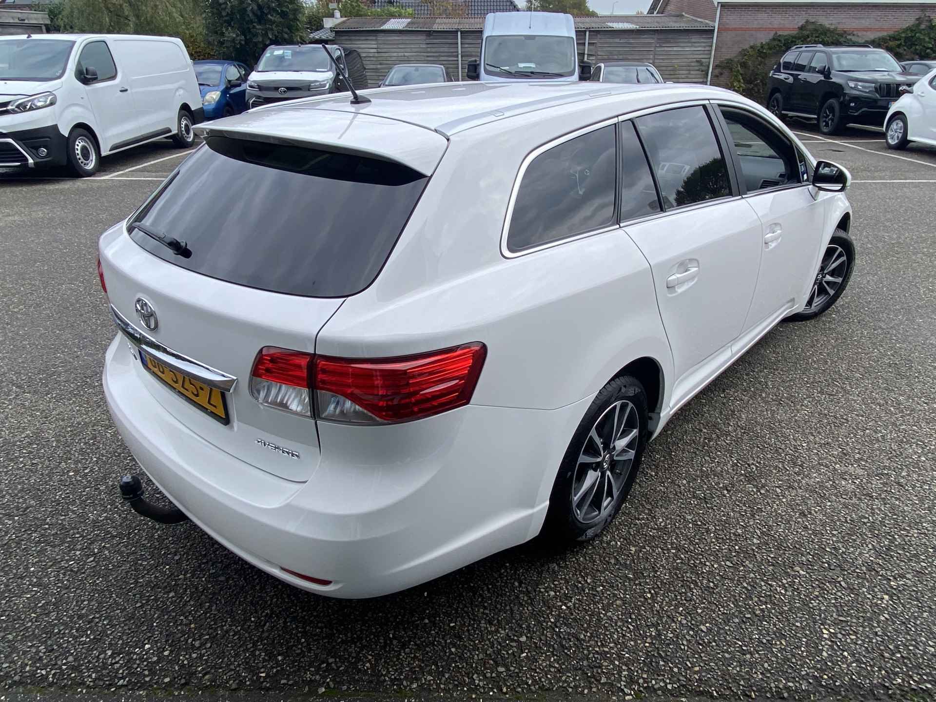 Toyota Avensis wagon 1.8 VVTi Business - 7/30