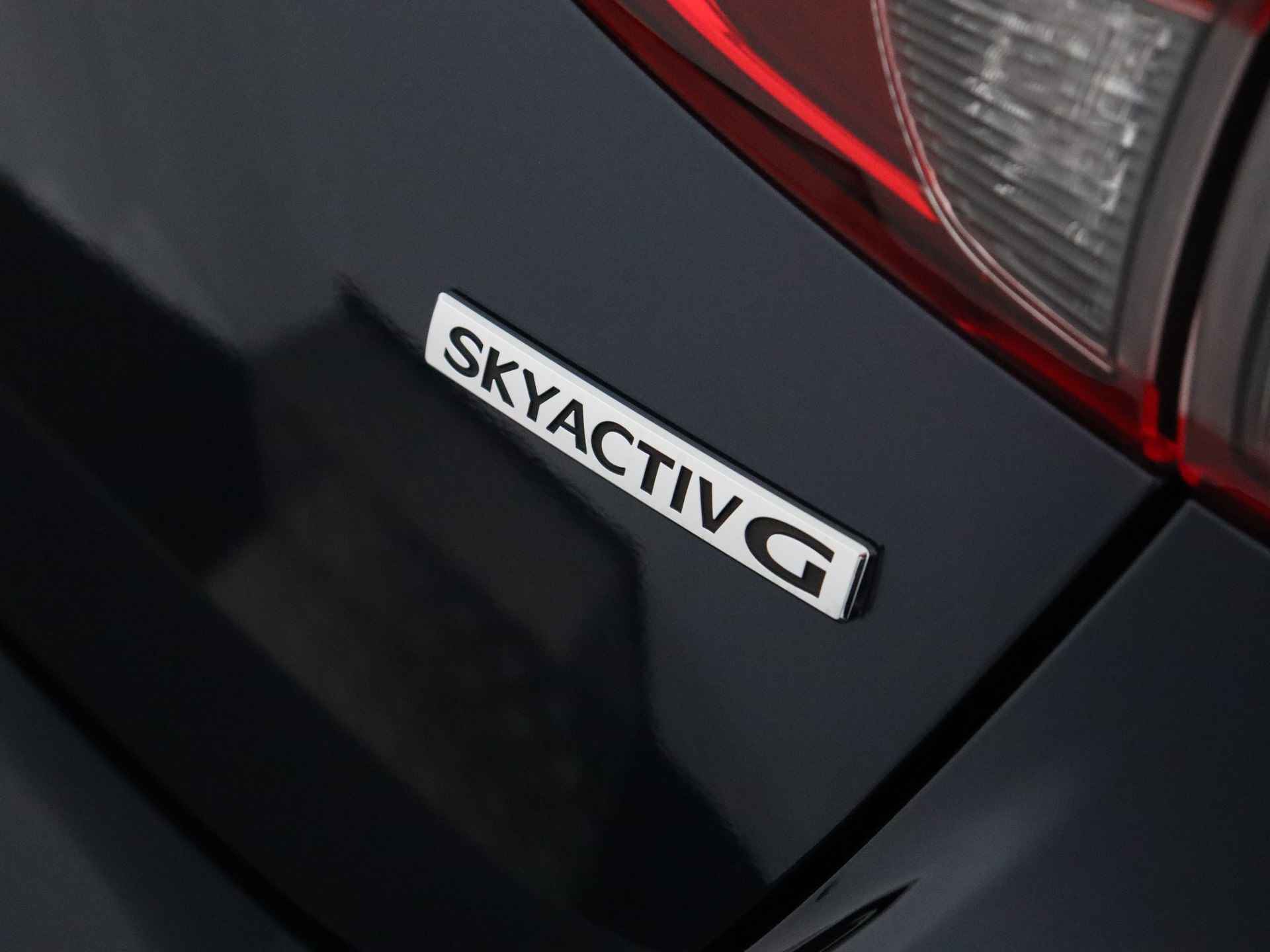 Mazda 2 1.5 SkyActiv-G 90 Homura (Camera / Cruise / Carplay / Stoel- Stuurverw. / Blindspot) - 30/42