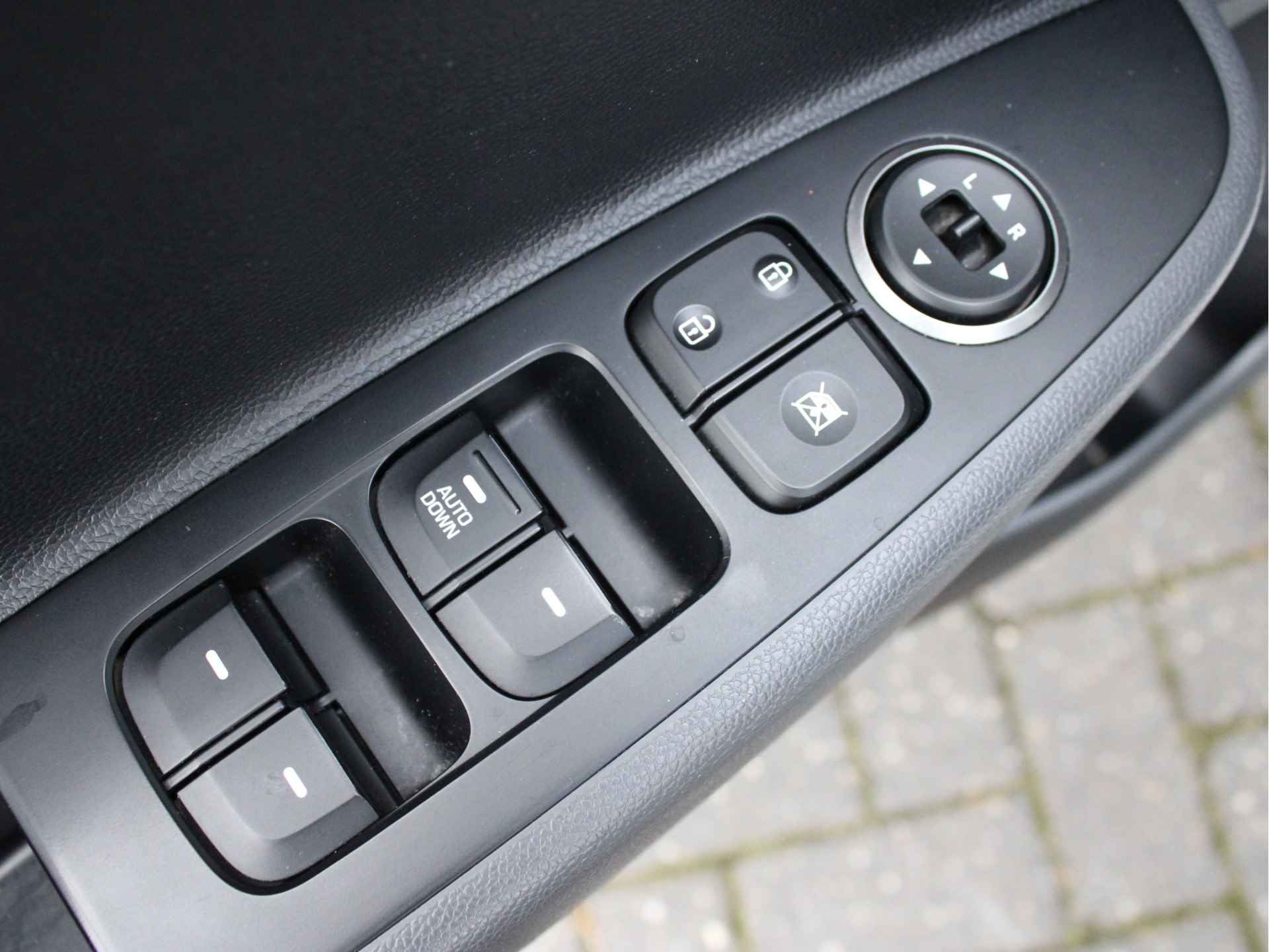 Hyundai i10 1.0i Go! | Navigatie | Climate Control | Cruise Control | Elek. ramen vóór & achter | - 13/32