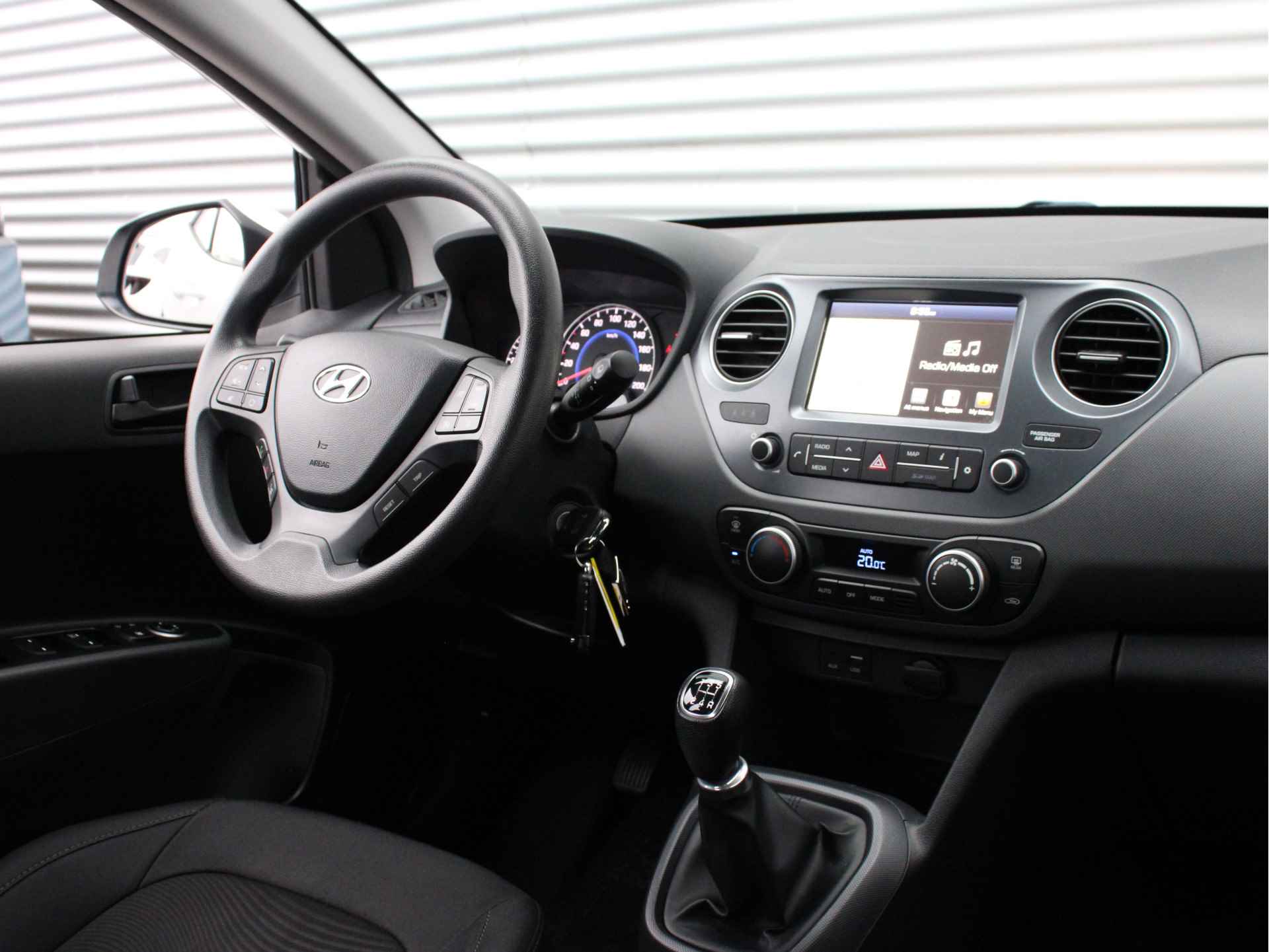 Hyundai i10 1.0i Go! | Navigatie | Climate Control | Cruise Control | Elek. ramen vóór & achter | - 17/32