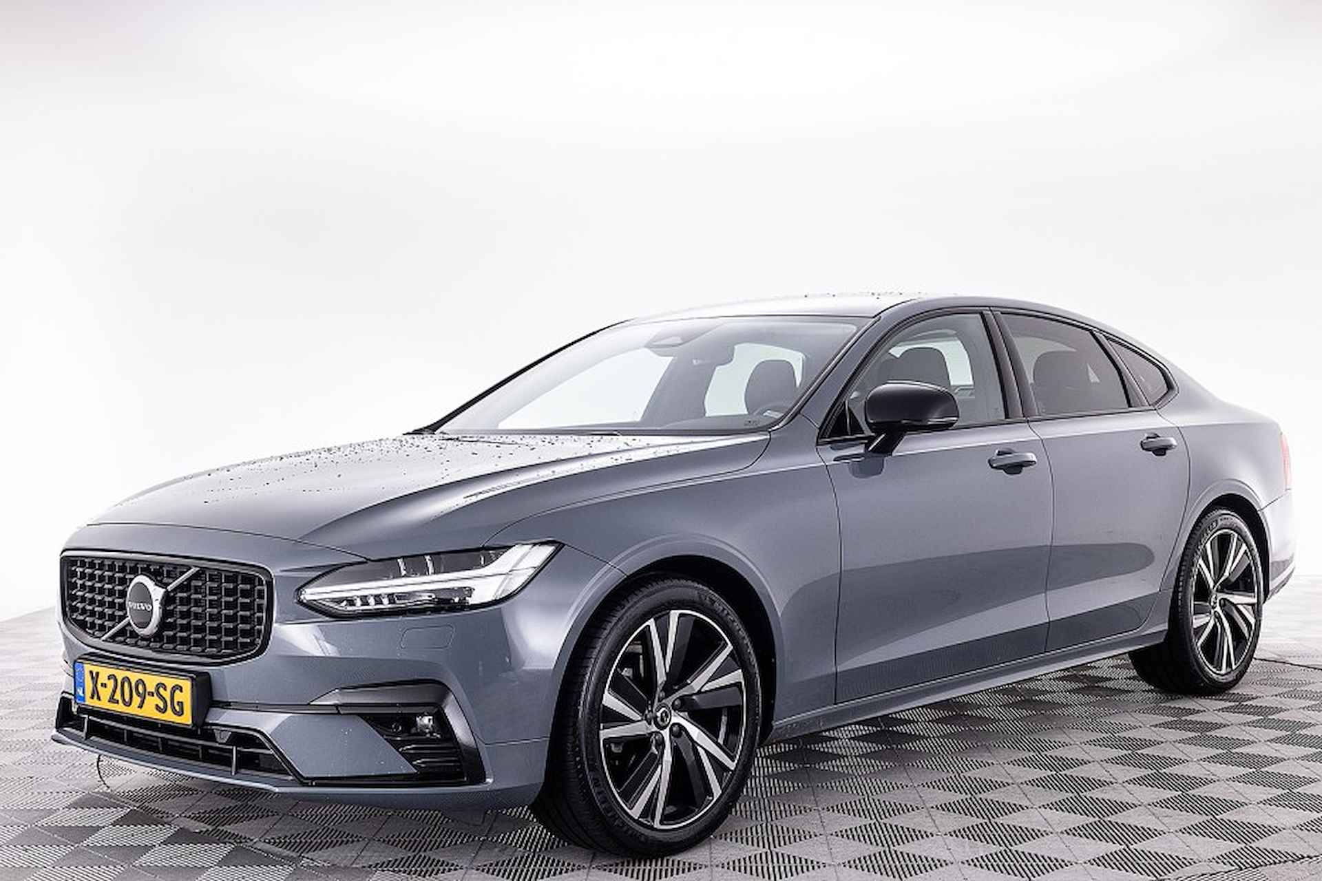 Volvo S90 2.0 B4 Plus Dark | LEDER | Trekhaak | Full LED . - 27/31