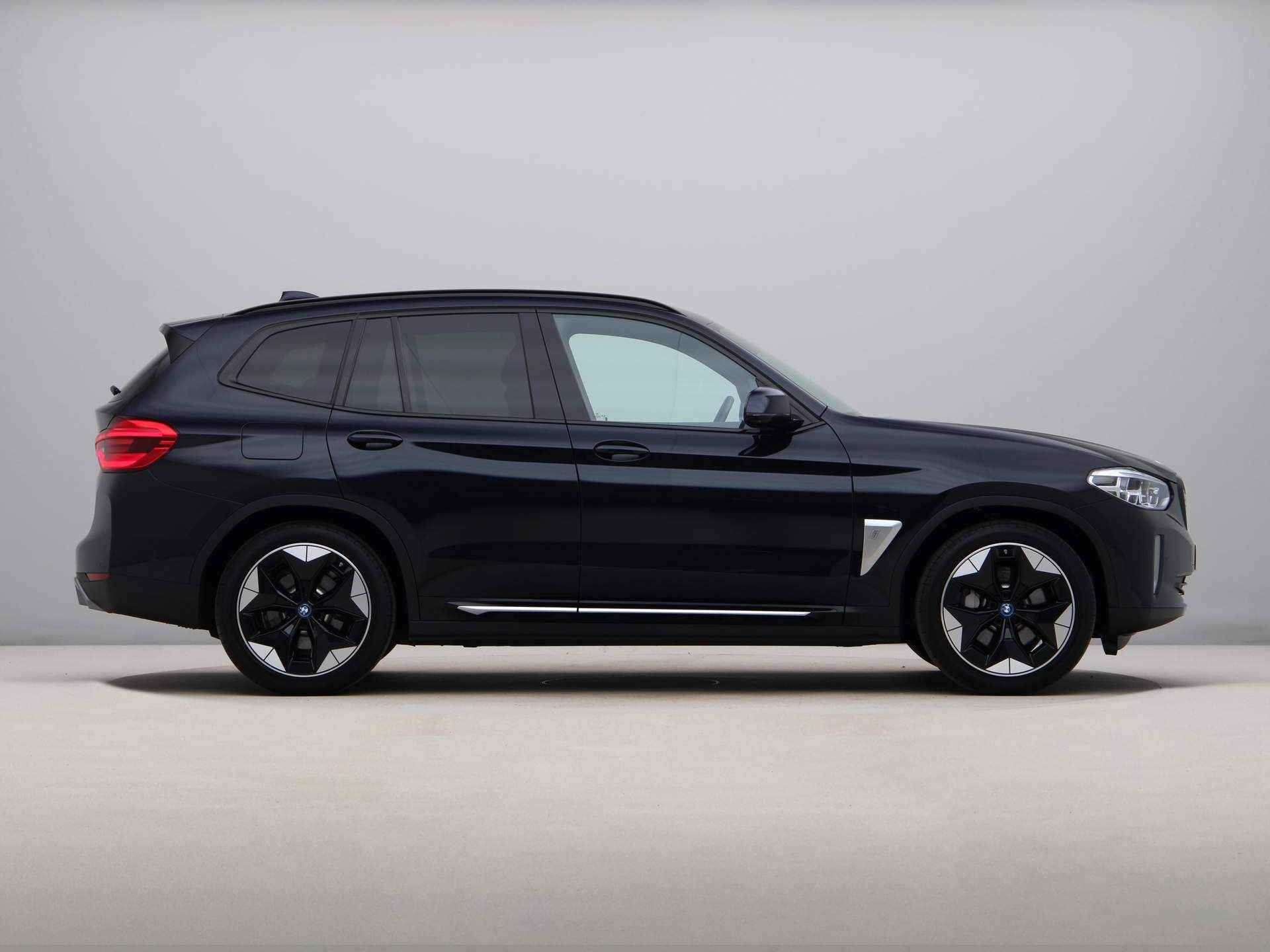 BMW iX3 High Executive 80 kWh - 9/27