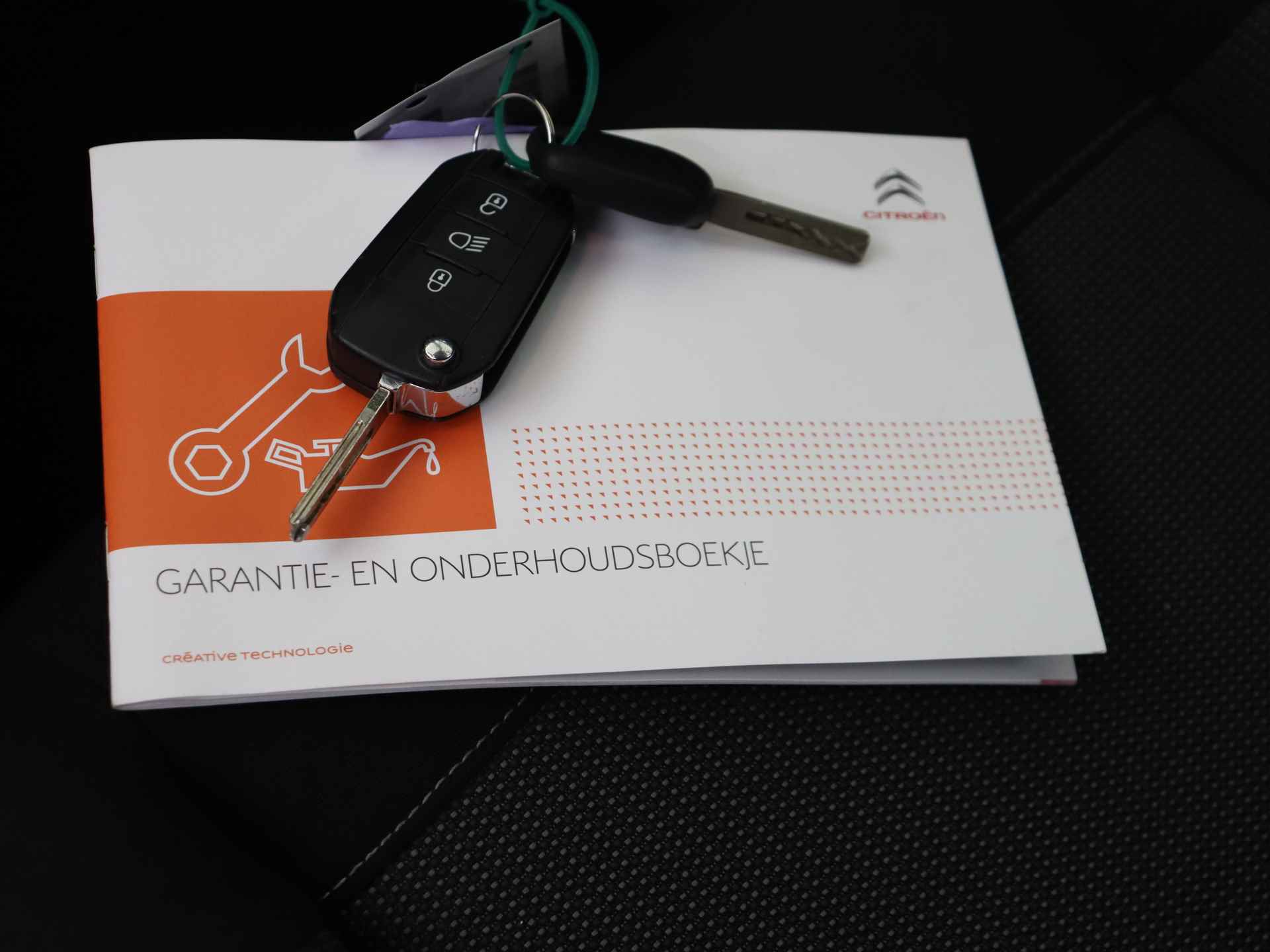 Citroën C3 Aircross 1.2 PureTech Feel 81 pk | Navigatie | Climate Control - 24/33