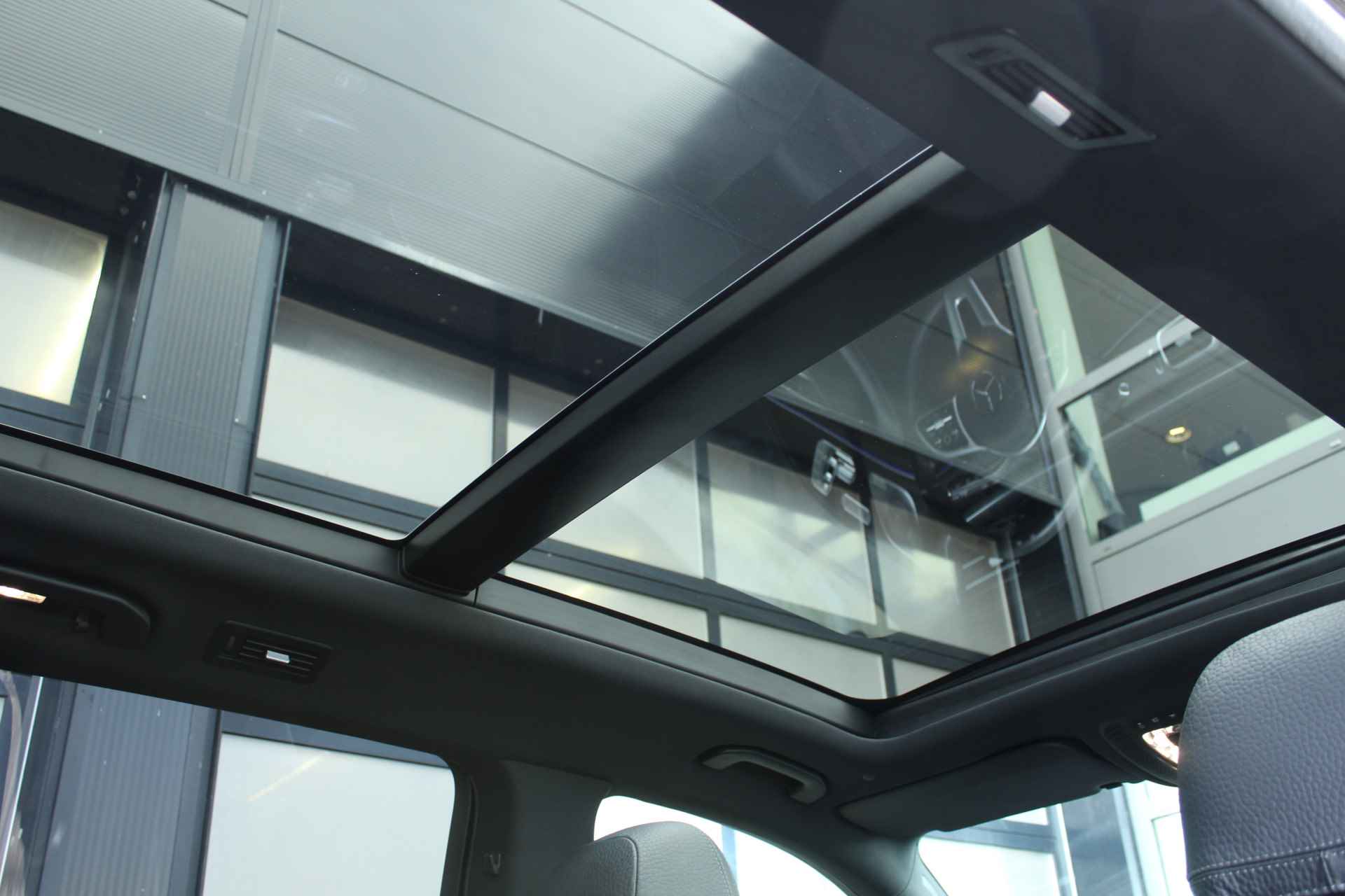 Mercedes-Benz GLS 450 4-Matic Premium AMG Line Automaat | Nightpakket | Panoramadak | Luchtvering | Stoelventilatie - 16/31