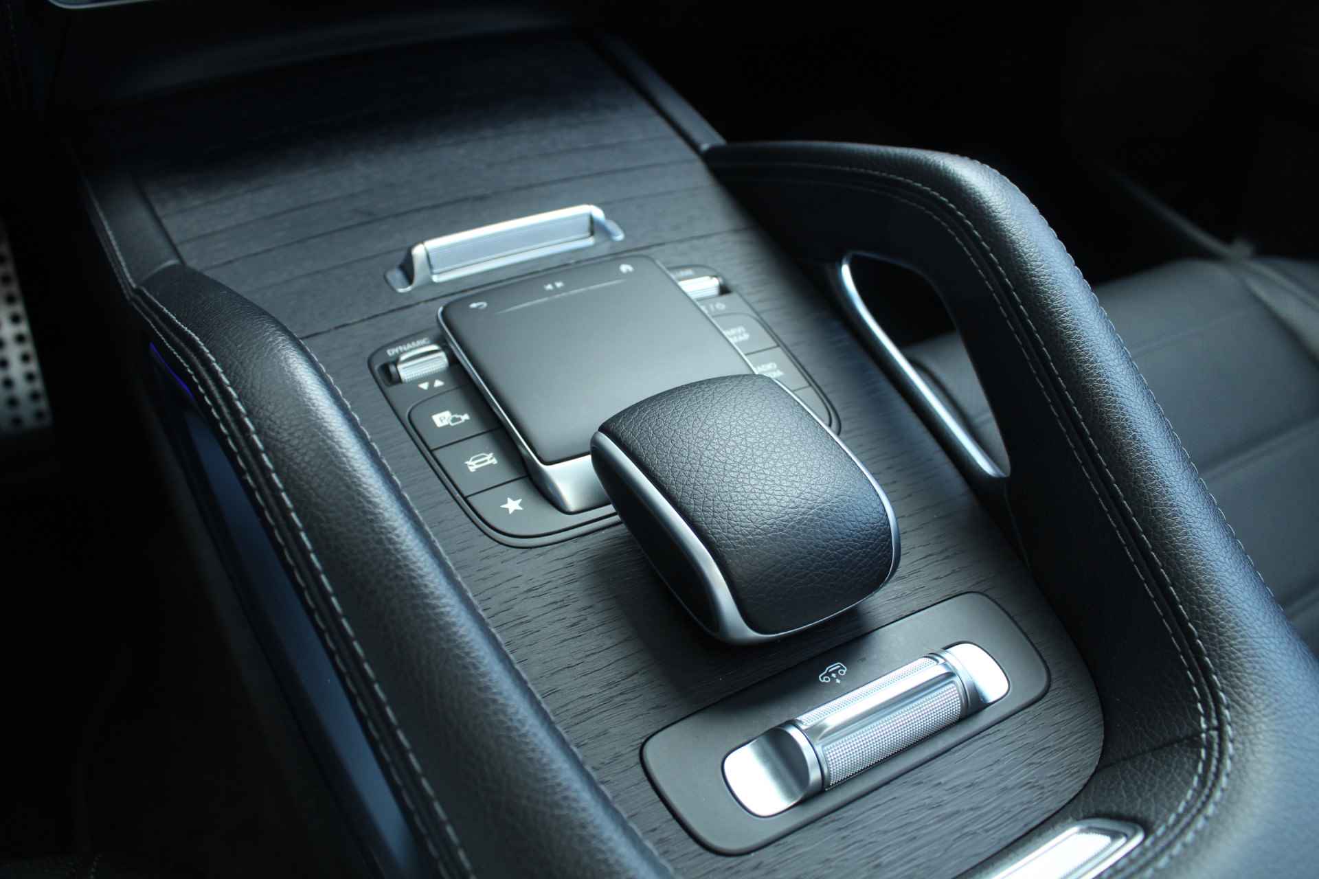 Mercedes-Benz GLS 450 4-Matic Premium AMG Line Automaat | Nightpakket | Panoramadak | Luchtvering | Stoelventilatie - 31/31