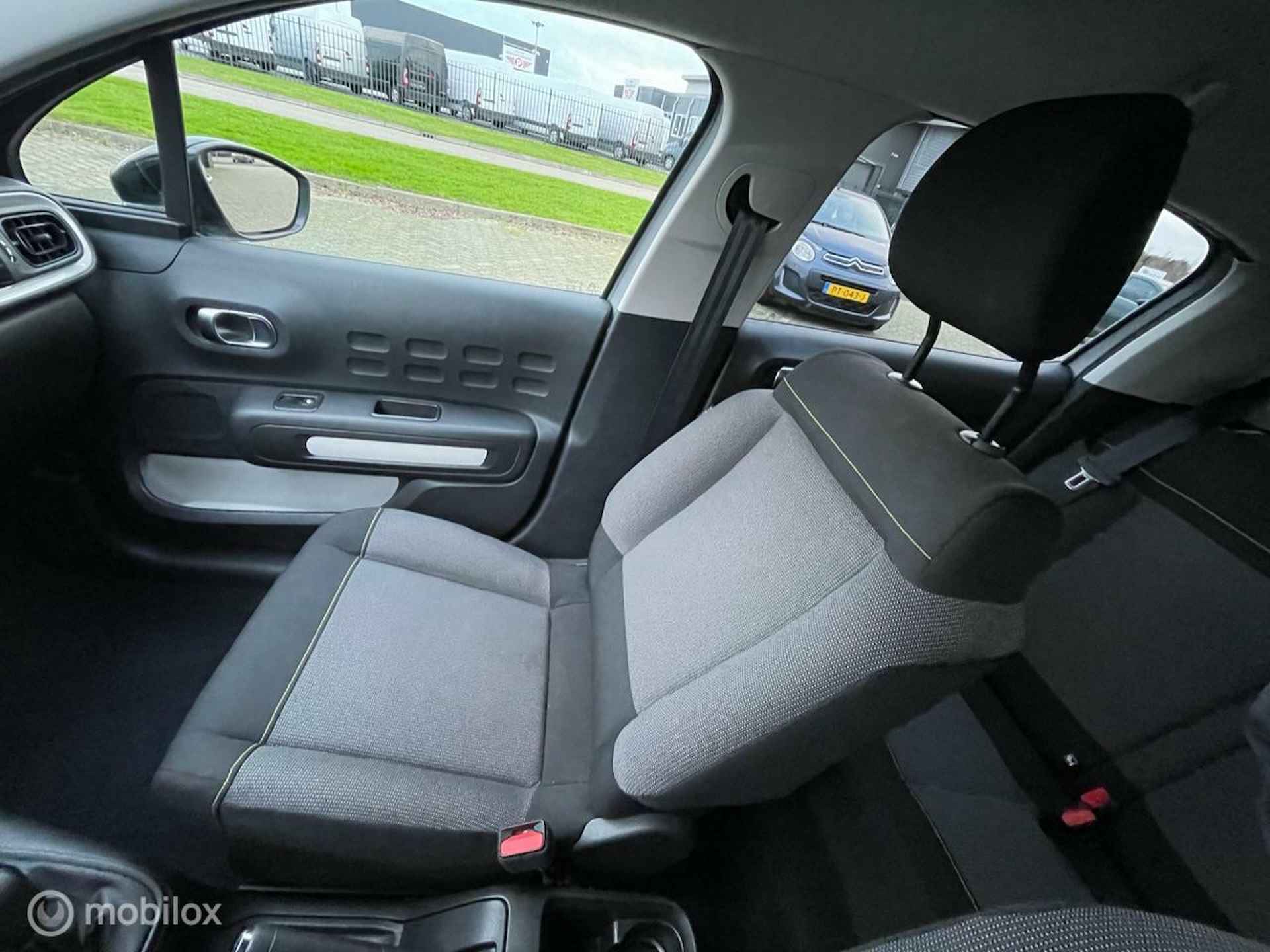 CITROEN C3 82 PK FEEL EDITION RIJKLAAR PRIJS INCL 12 MAANDEN BOVAG GARANTIE - 17/25